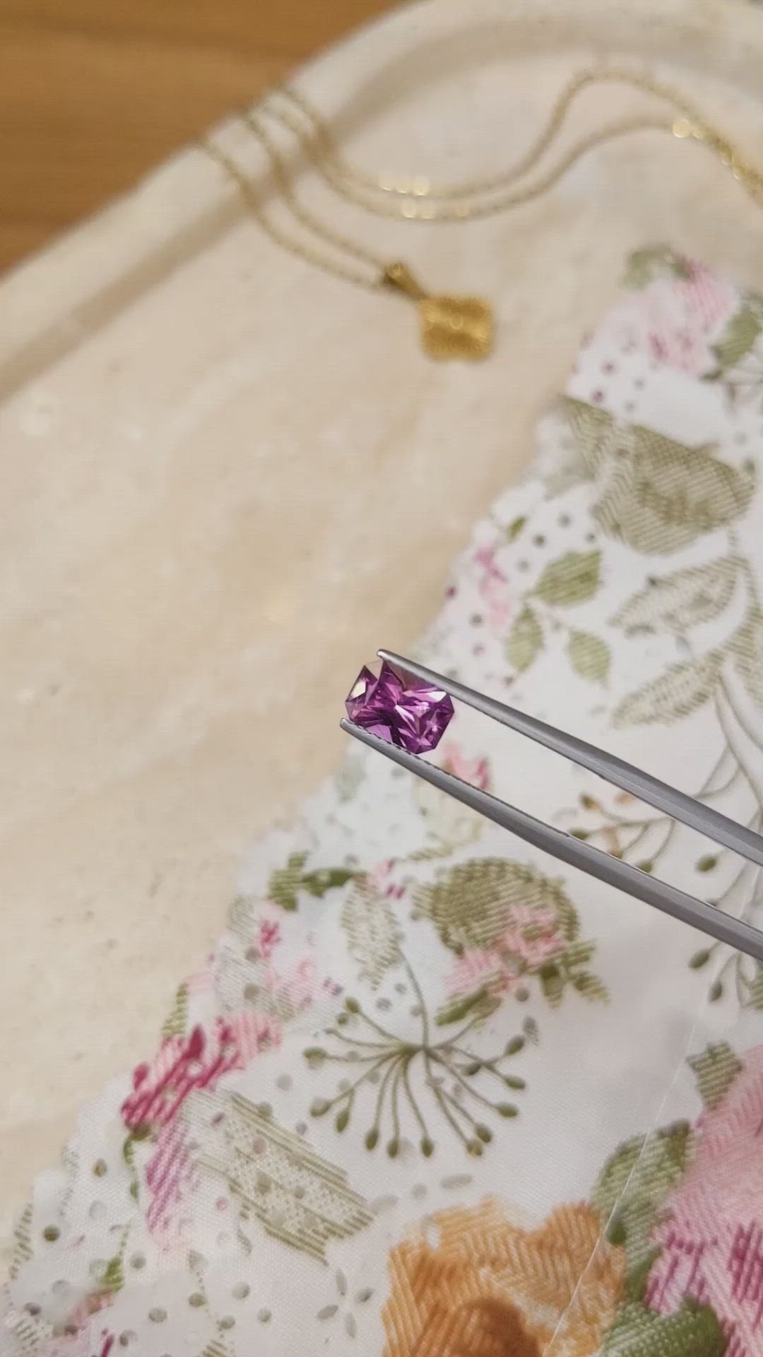 1.73 Ct. Purplish Pink Sapphire from Ceylon (Sri Lanka) Size Video