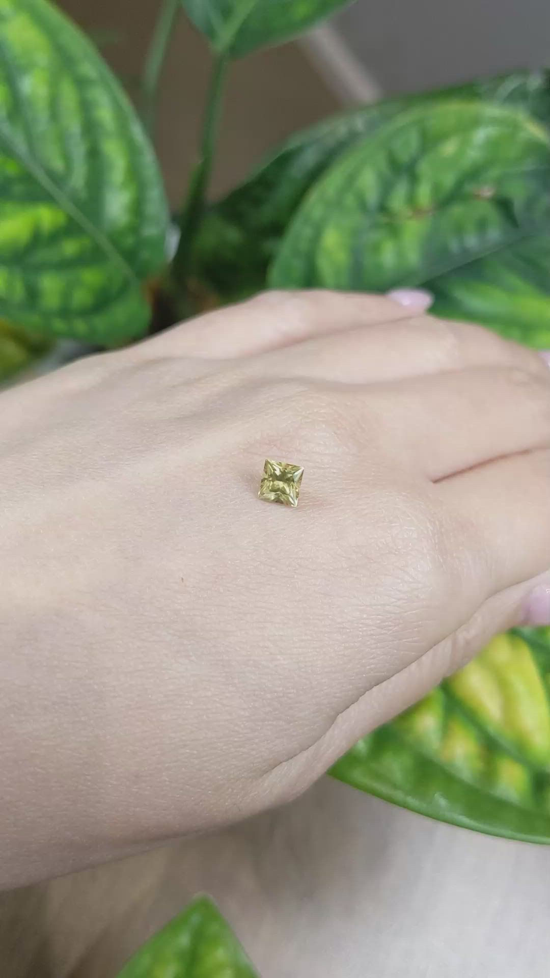 0.82 Ct. Greenish Yellow Sapphire from Ceylon (Sri Lanka) Size Video