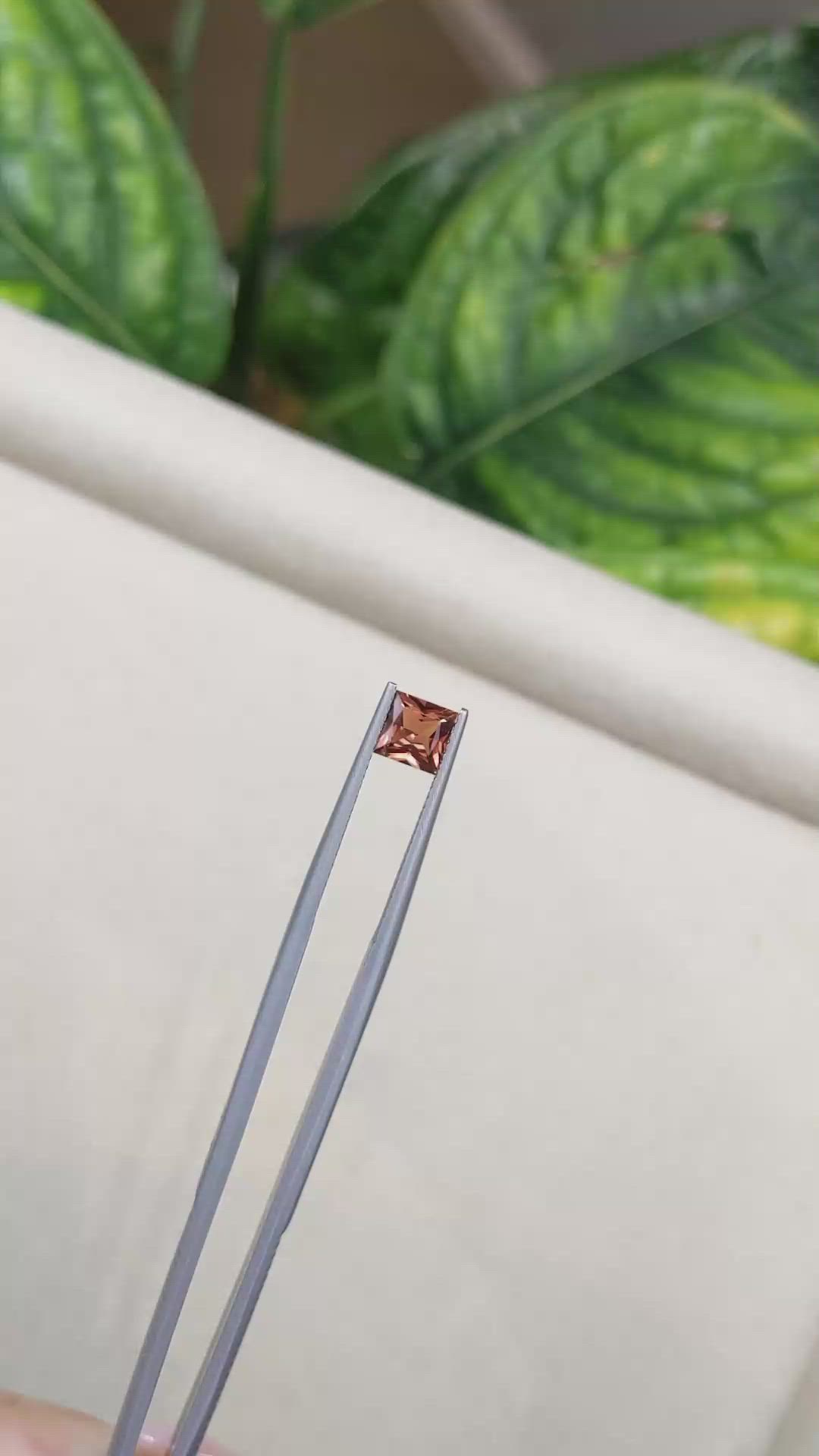 0.87 Ct. Reddish Orange Sapphire from Ceylon (Sri Lanka) Size Video