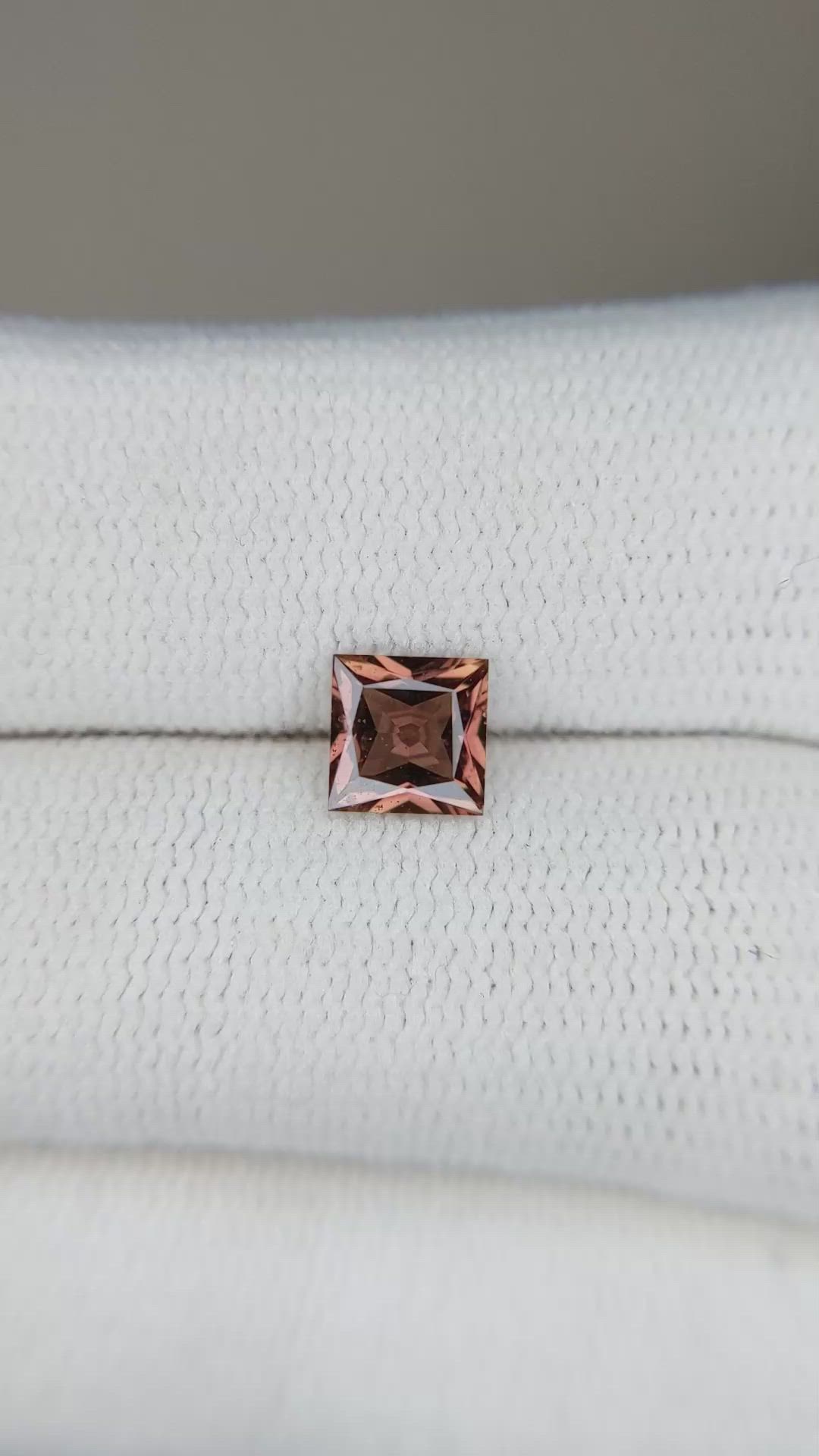 0.87 Ct. Reddish Orange Sapphire from Ceylon (Sri Lanka) Size Video