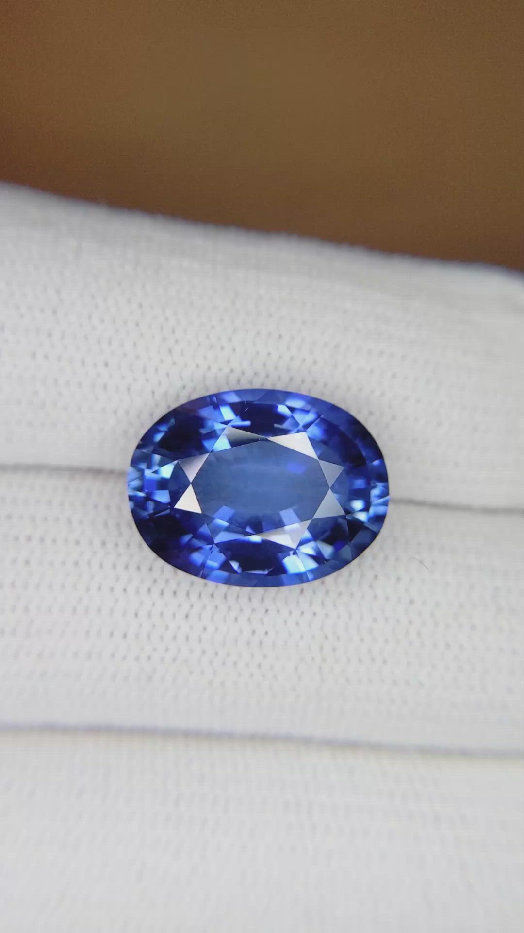 10.55 Ct. Blue Sapphire from Ceylon (Sri Lanka) Size Video
