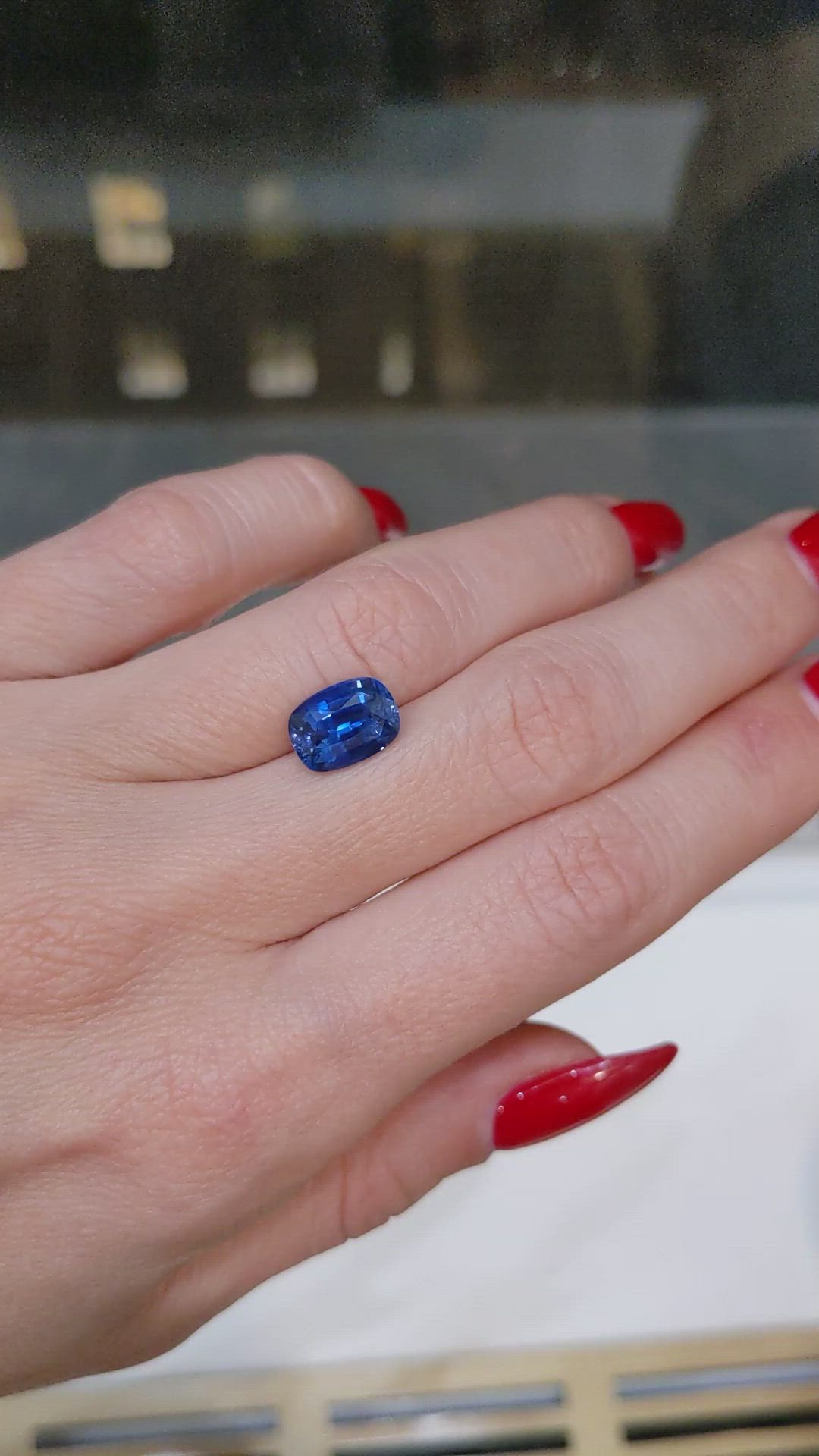 3.57 Ct. Blue Sapphire from Ceylon (Sri Lanka) Size Video