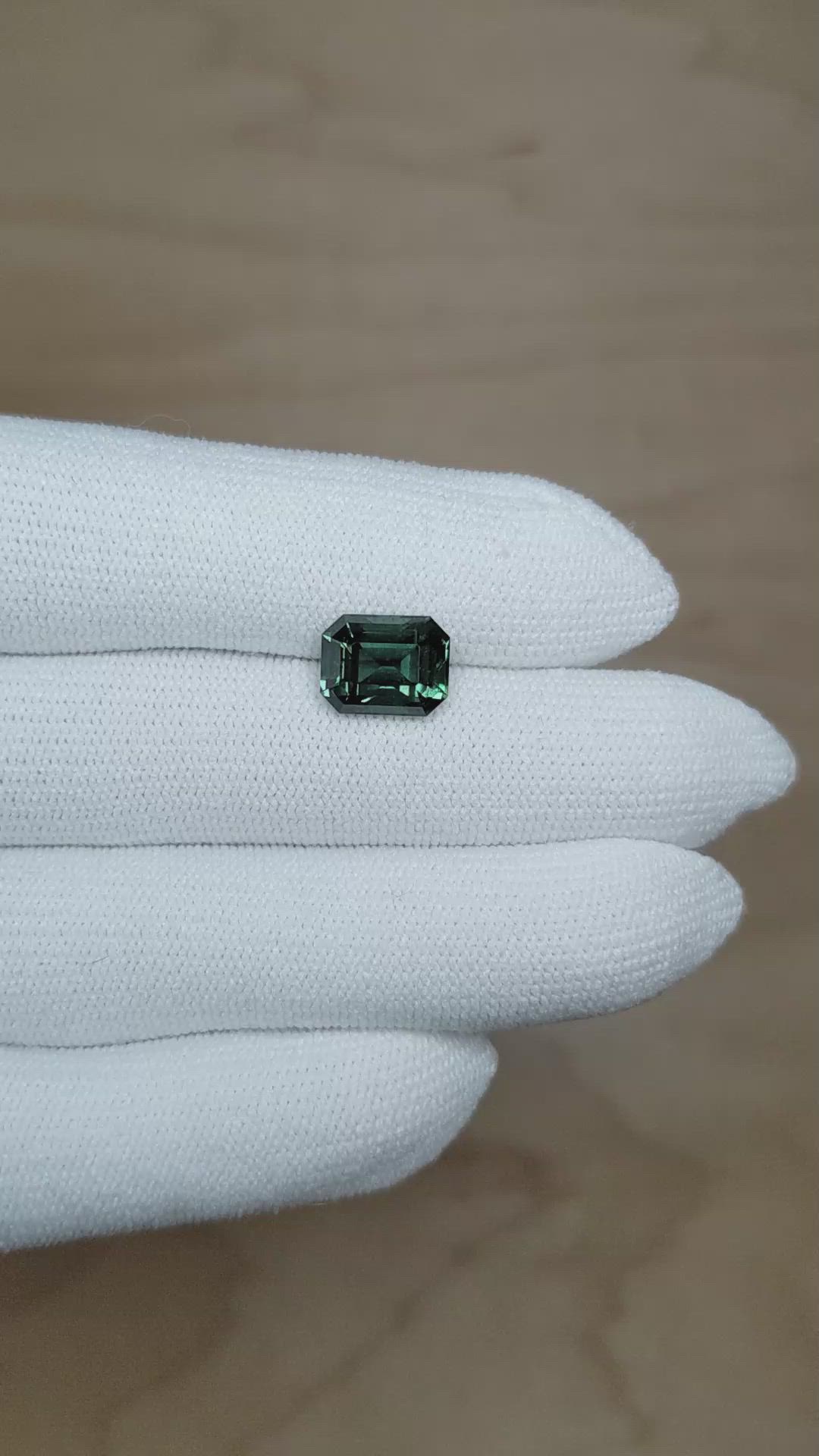 4.00 Ct. Bluish Green Sapphire from Ceylon (Sri Lanka) Size Video