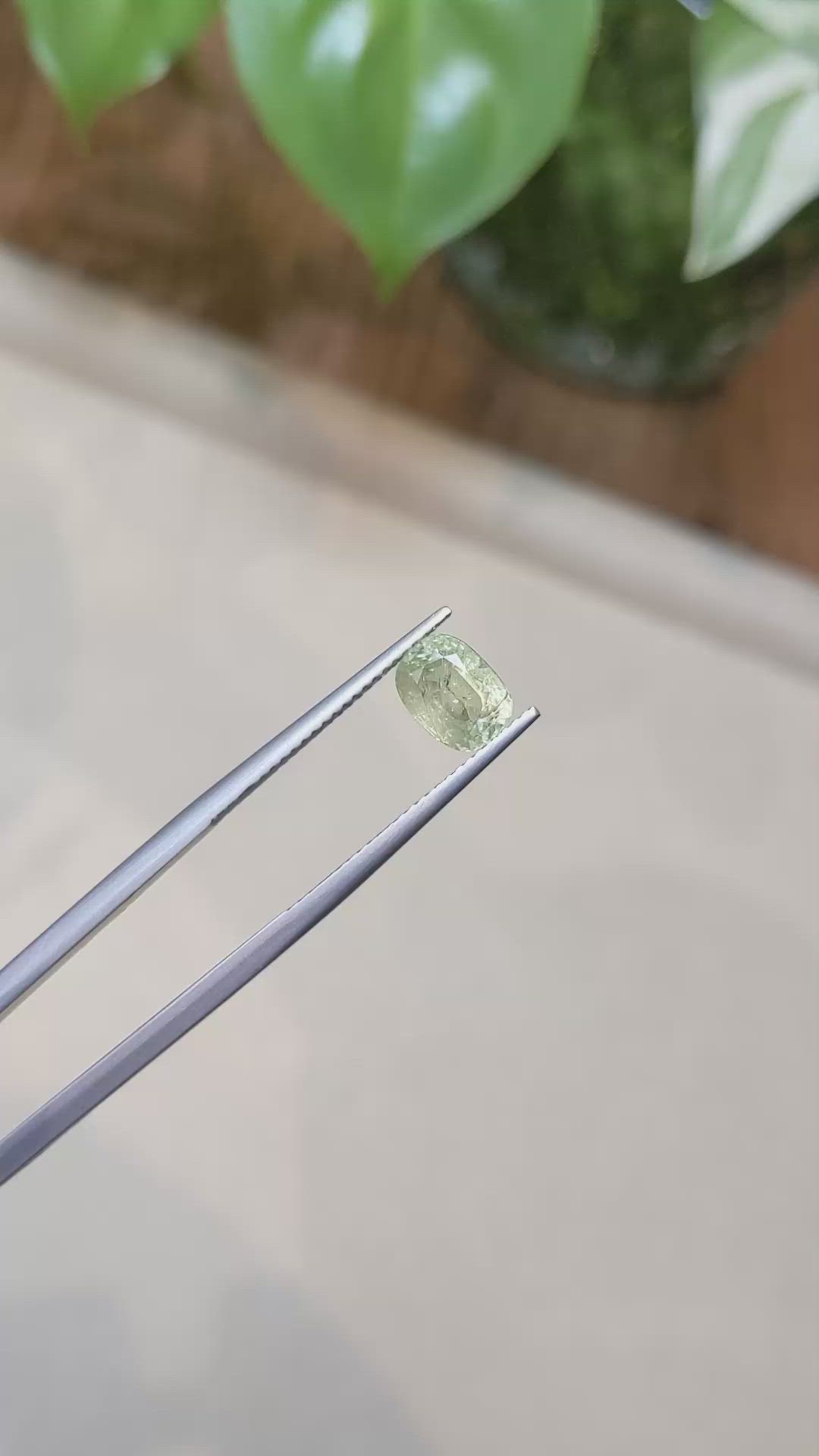 2.19 Ct. Yellowish Green Sapphire from Ceylon (Sri Lanka) Size Video