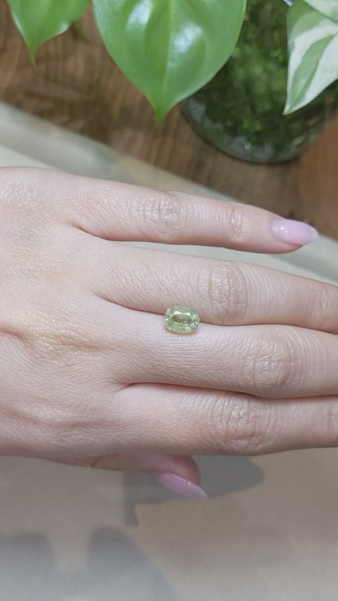 2.19 Ct. Yellowish Green Sapphire from Ceylon (Sri Lanka) Size Video