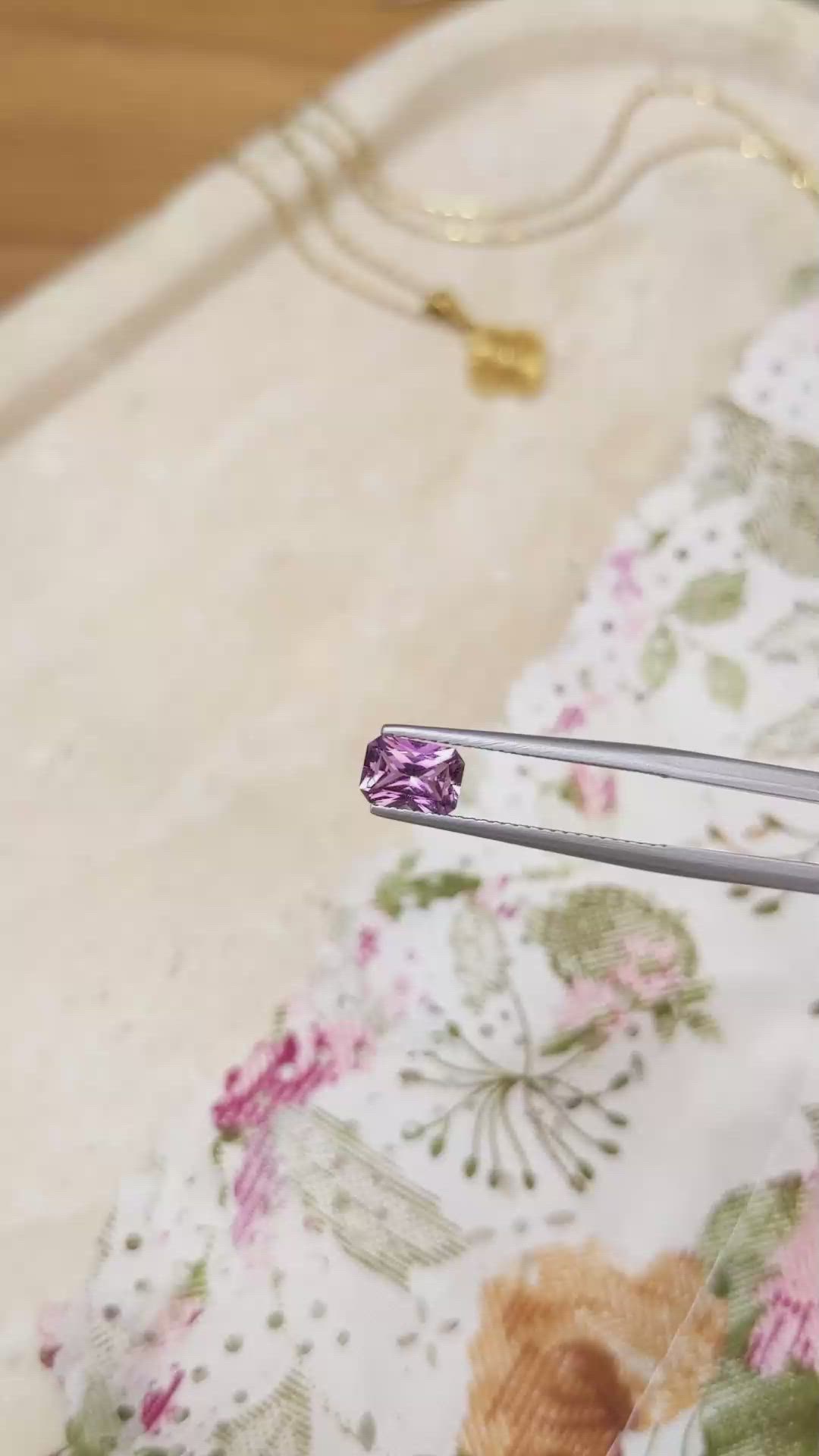 1.01 Ct. Pinkish Purple Sapphire from Ceylon (Sri Lanka) Size Video