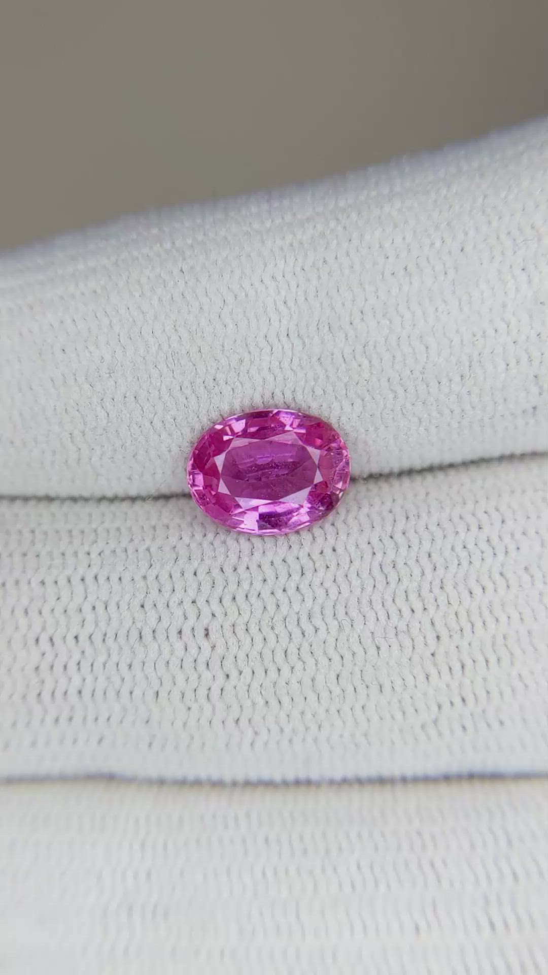 2.05 Ct. Pink Sapphire from Ceylon (Sri Lanka) Size Video