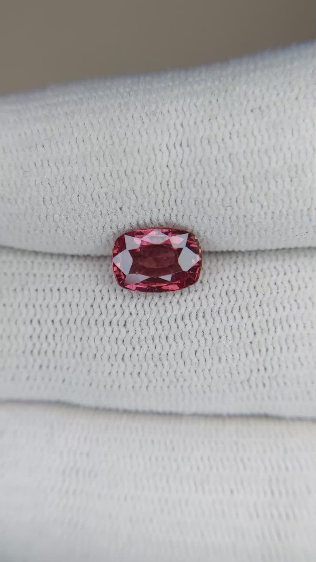 2.10 Ct. Reddish Pink Sapphire from Ceylon (Sri Lanka) Size Video