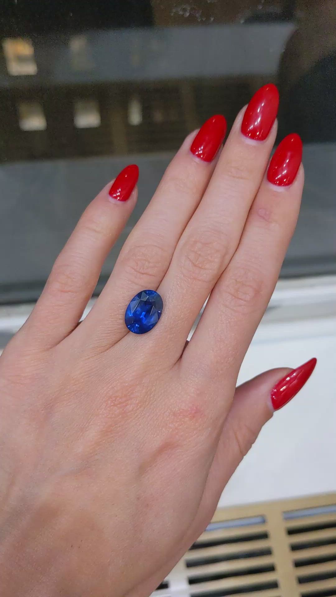 6.48 Ct. Blue Sapphire from Ceylon (Sri Lanka) Size Video