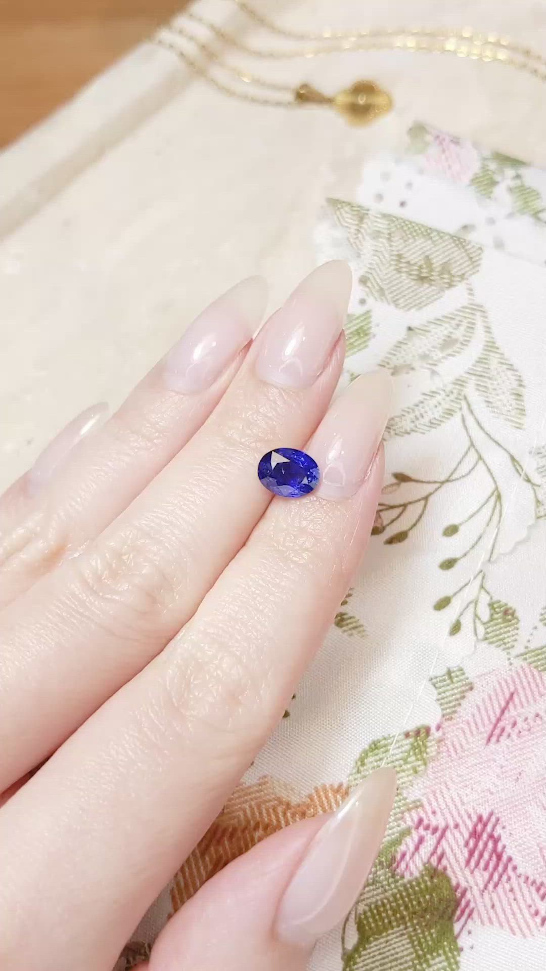 1.85 Ct. Blue Sapphire from Ceylon (Sri Lanka) Size Video