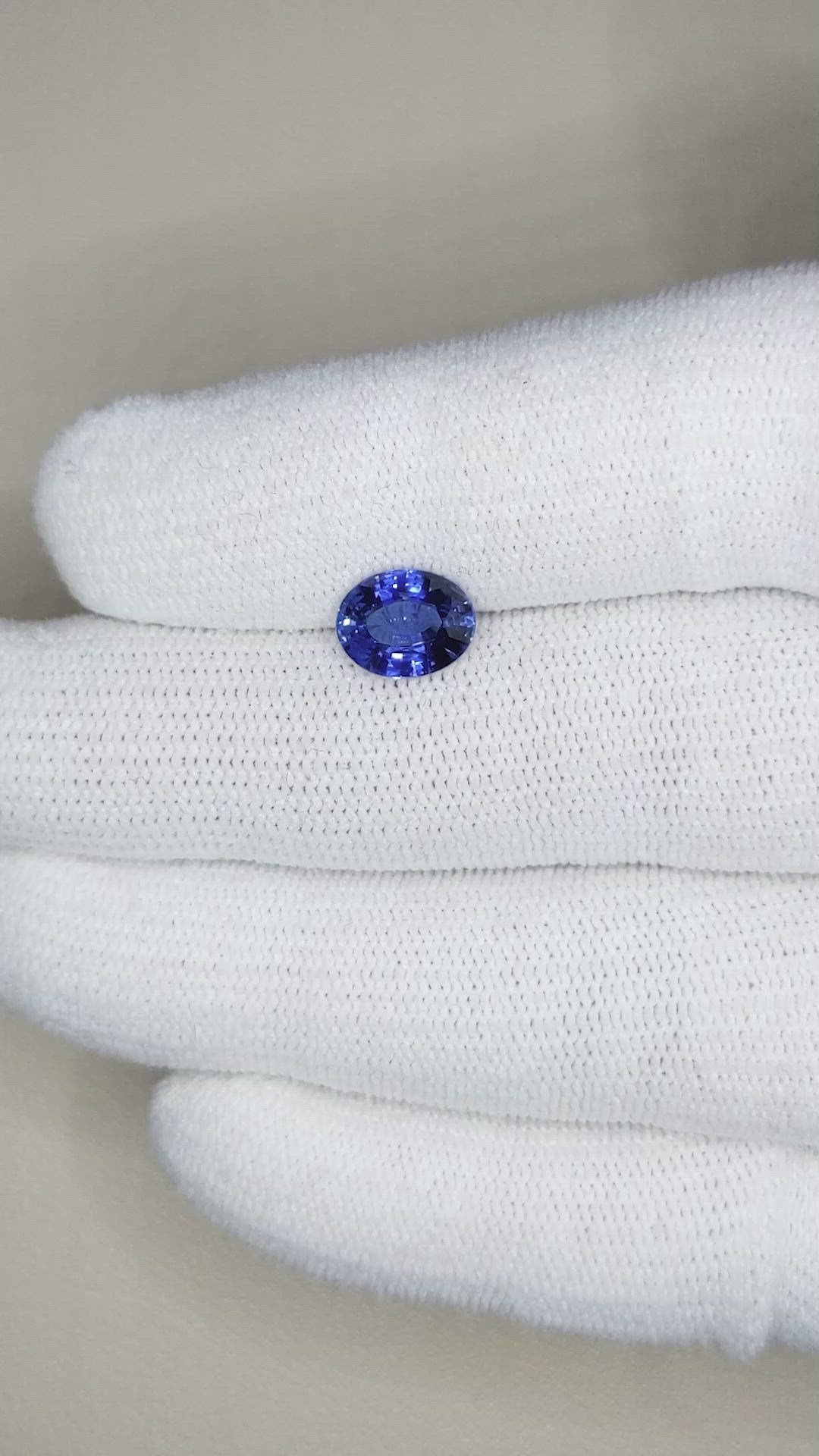 1.87 Ct. Blue Sapphire from Ceylon (Sri Lanka) Size Video