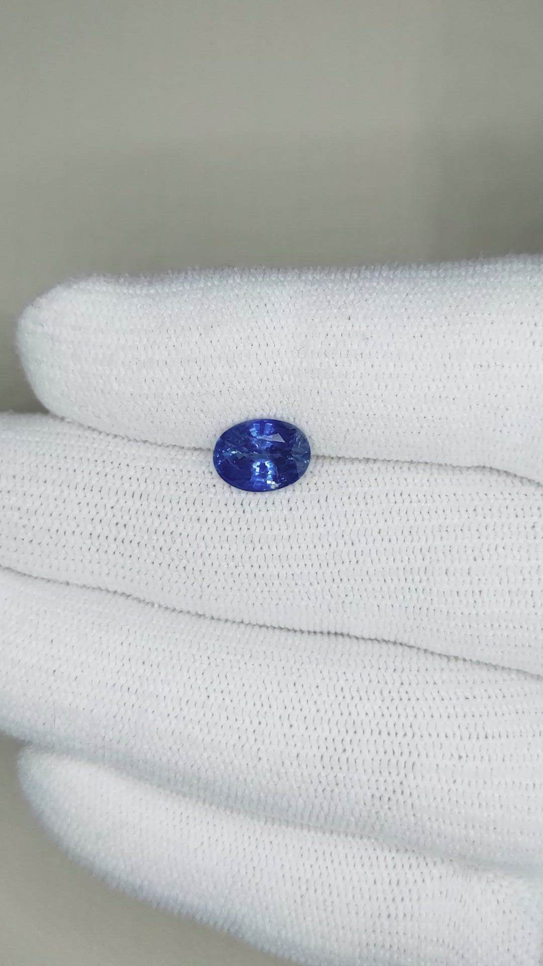 1.95 Ct. Blue Sapphire from Ceylon (Sri Lanka) Size Video