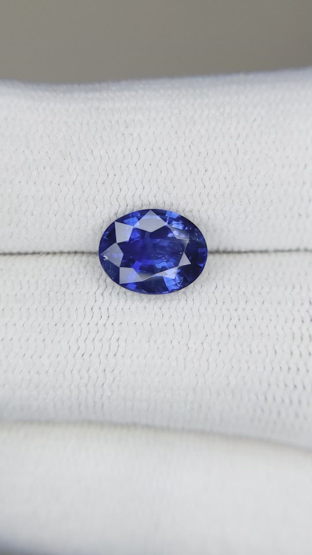 2.08 Ct. Blue Sapphire from Ceylon (Sri Lanka) Size Video