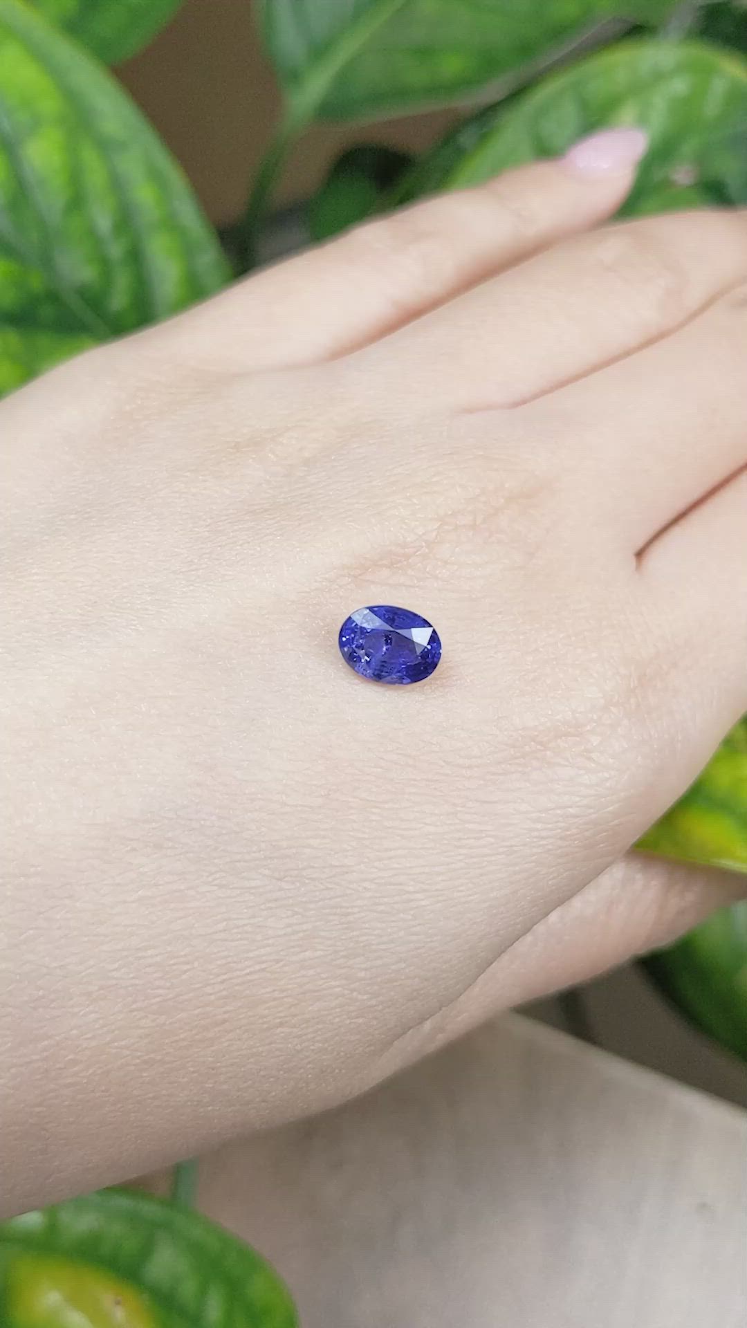 2.10 Ct. Blue Sapphire from Ceylon (Sri Lanka) Size Video