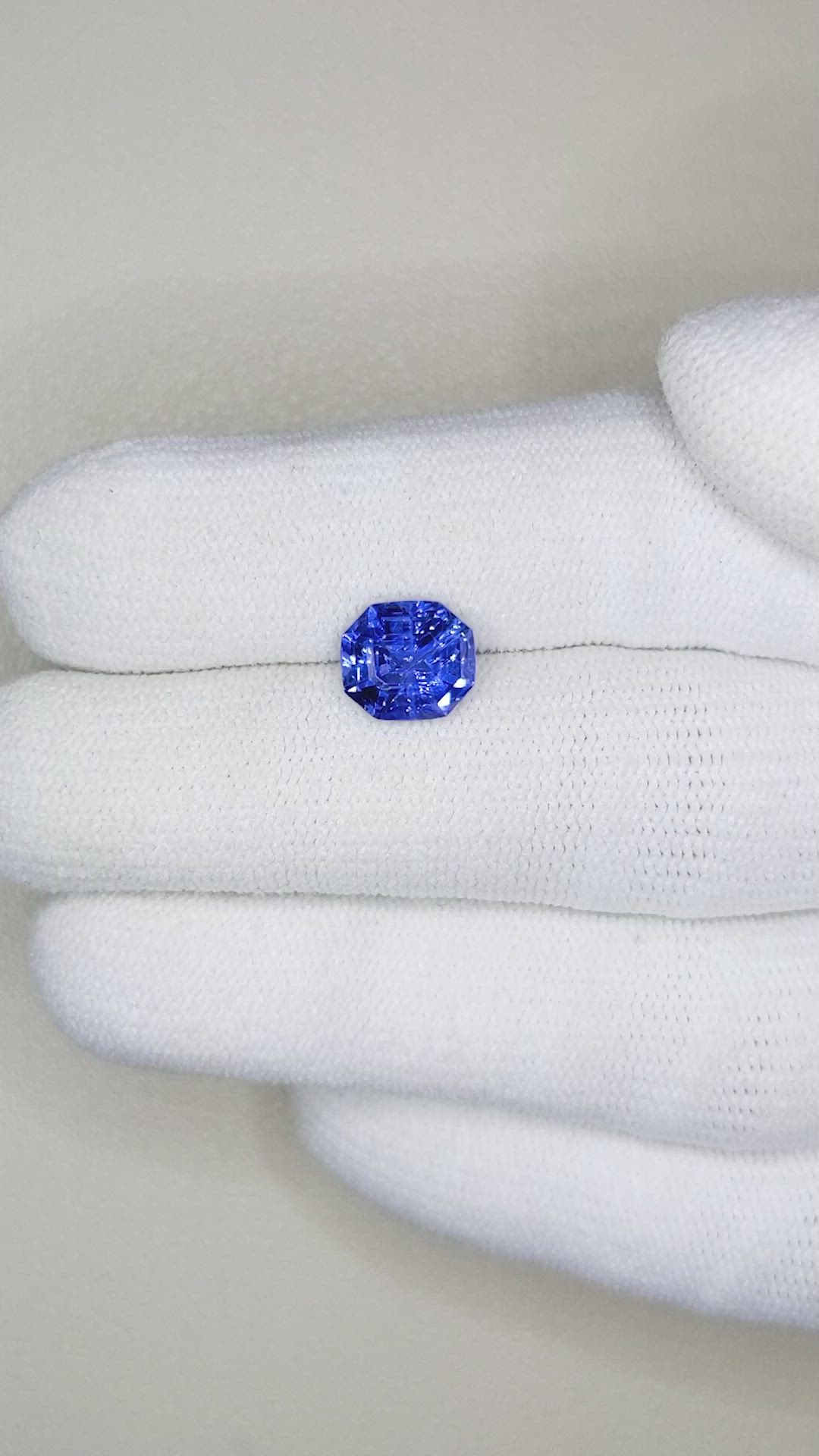 2.33 Ct. Blue Sapphire from Ceylon (Sri Lanka) Size Video