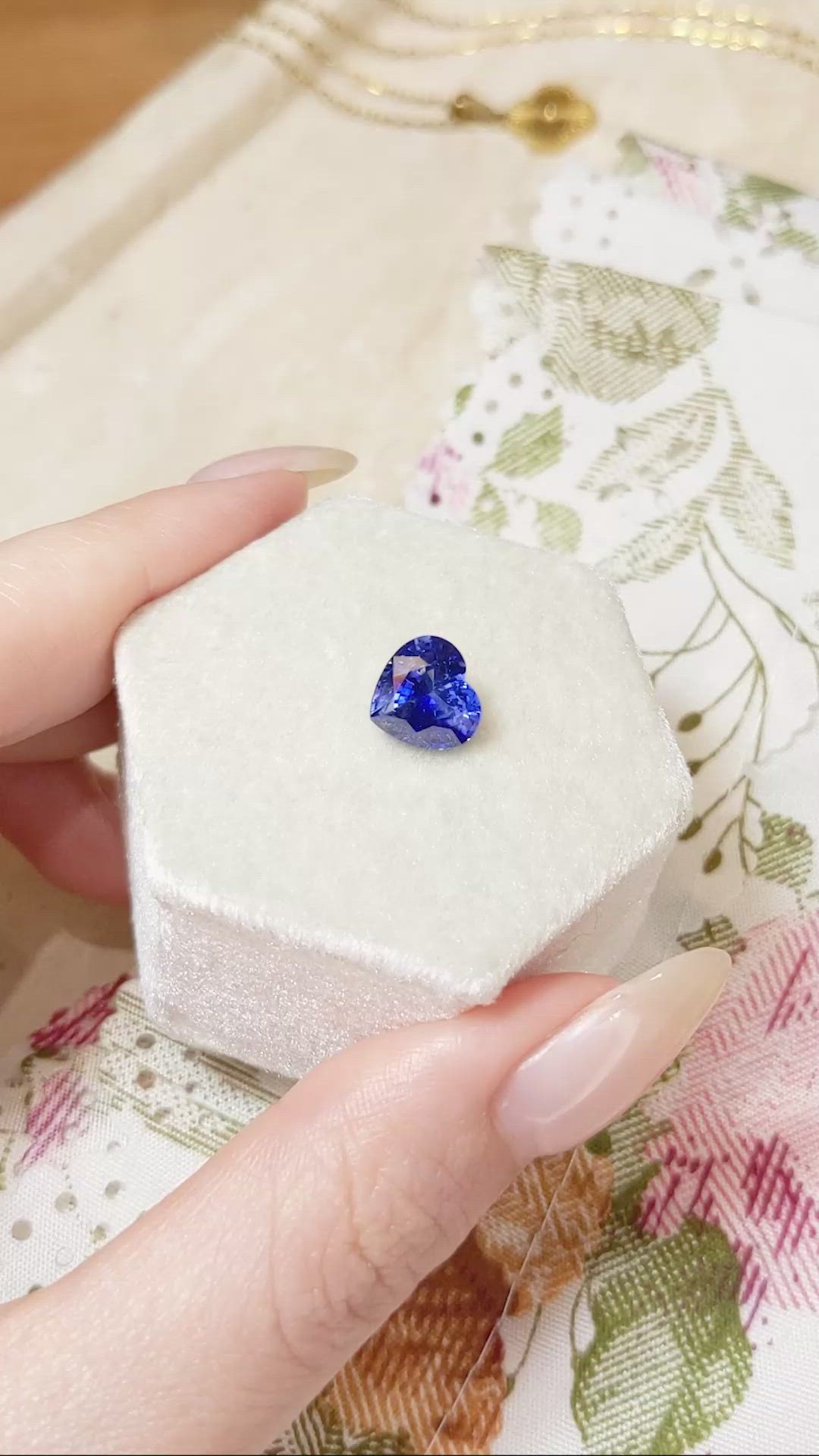 3.57 Ct. Blue Sapphire from Ceylon (Sri Lanka) Size Video