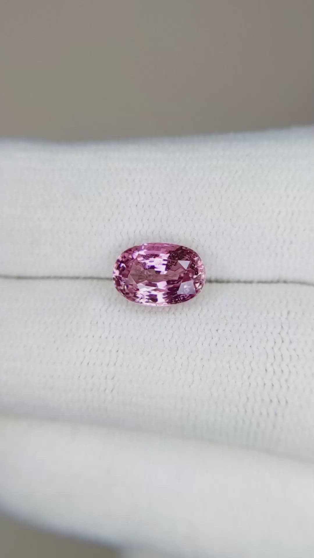 2.36 Ct. Pink Sapphire from Ceylon (Sri Lanka) Size Video