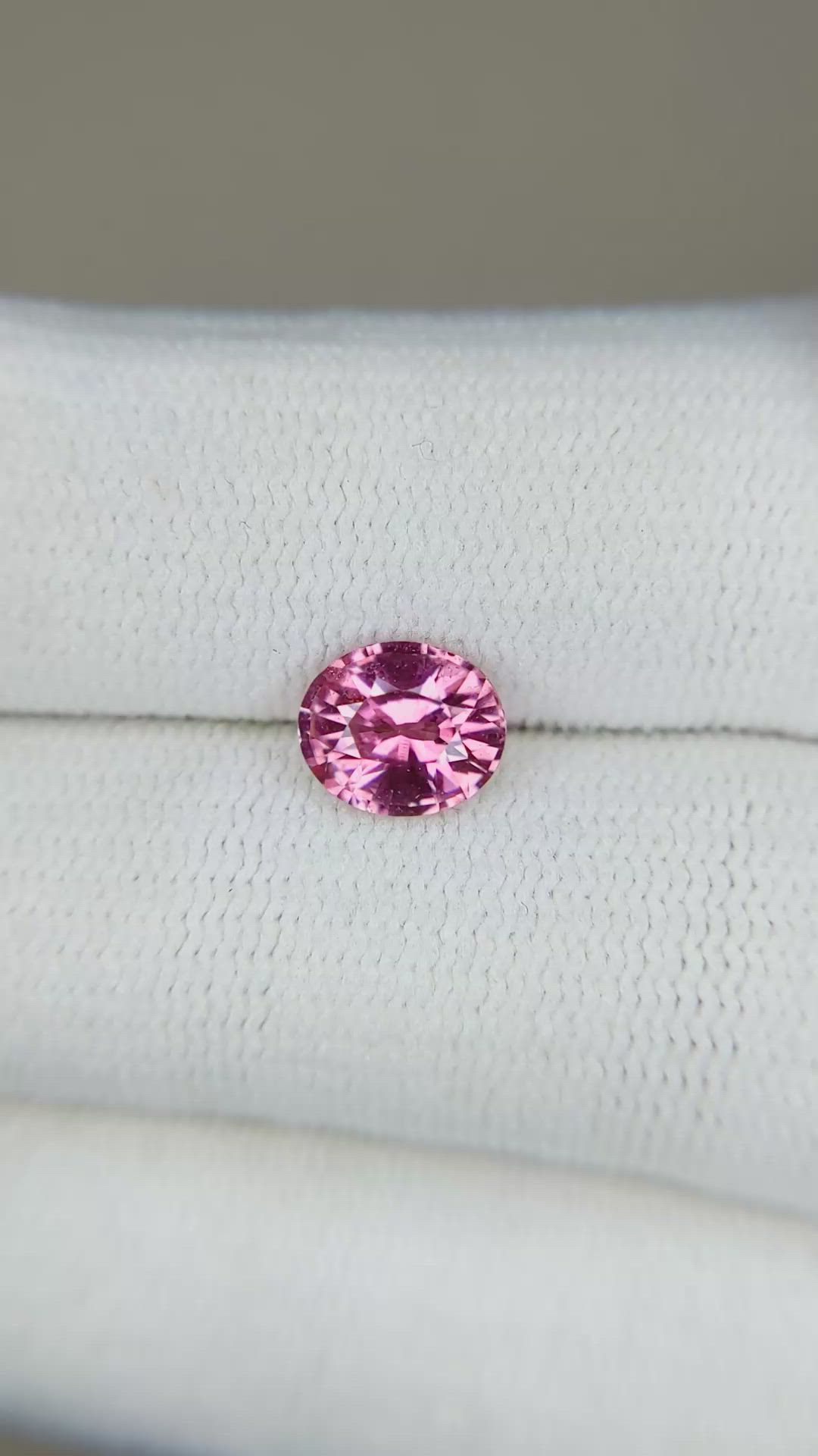 1.19 Ct. Reddish Pink Sapphire from Ceylon (Sri Lanka) Size Video