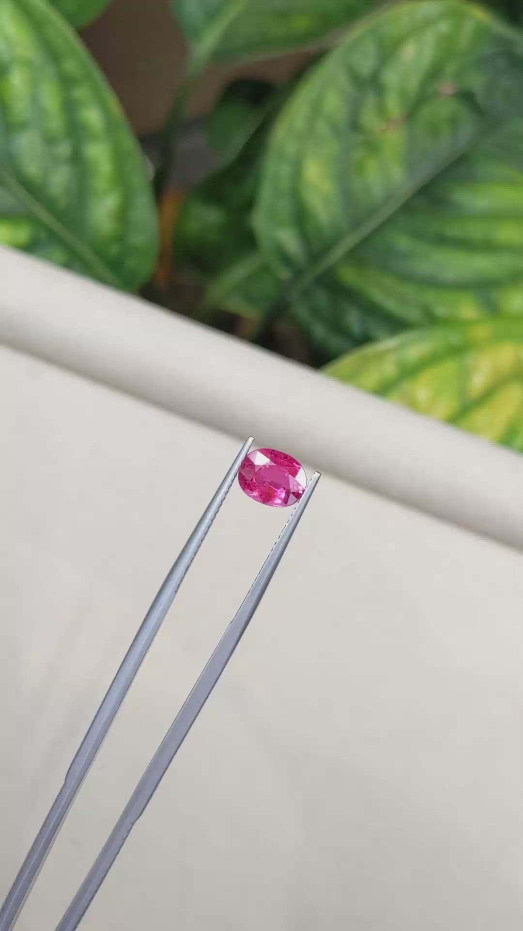 2.12 Ct. Reddish Pink Sapphire from Ceylon (Sri Lanka) Size Video