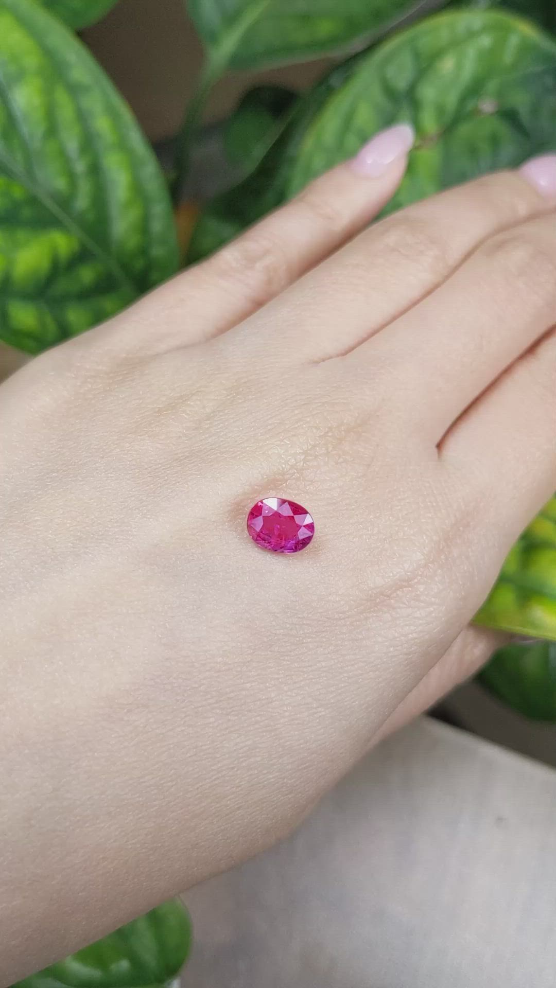 2.12 Ct. Reddish Pink Sapphire from Ceylon (Sri Lanka) Size Video