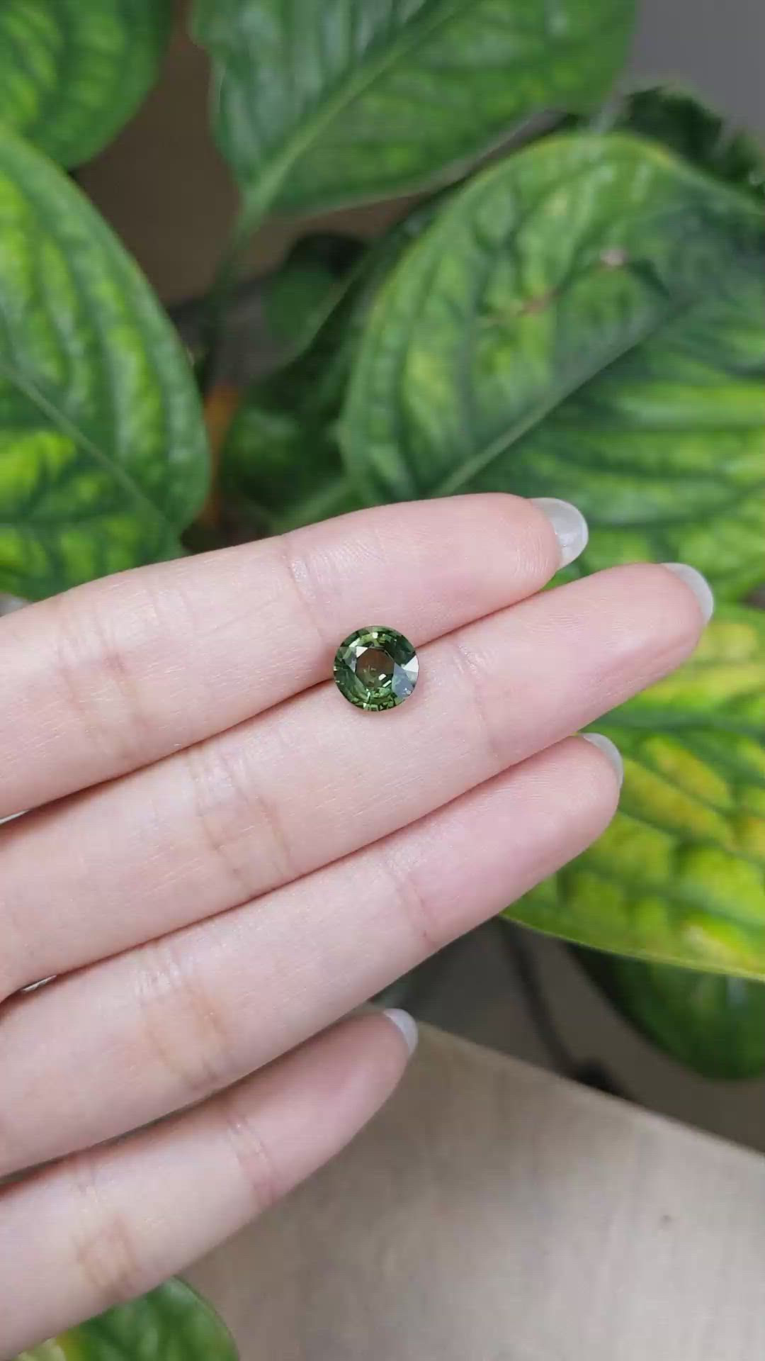 2.08 Ct. Green Sapphire from Ceylon (Sri Lanka) Size Video