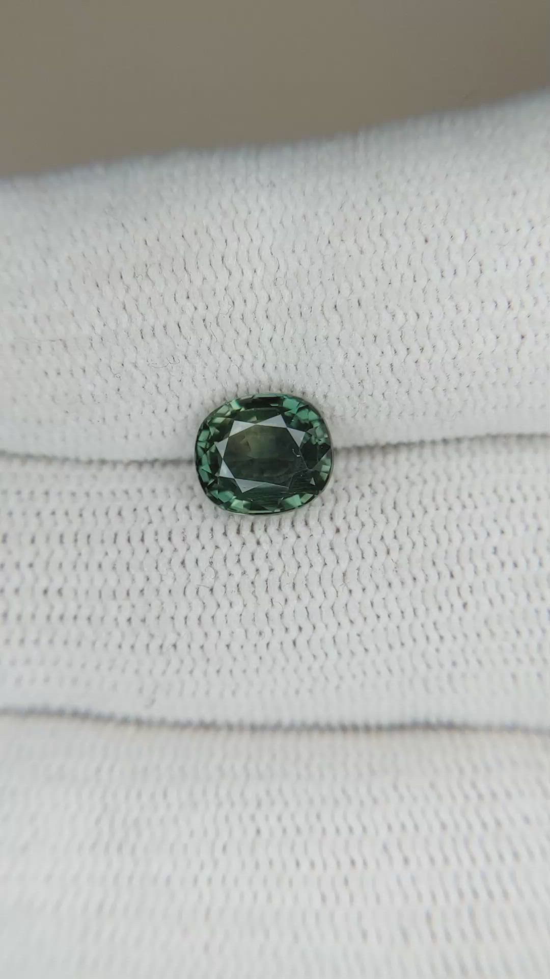 2.07 Ct. Color Change Sapphire from Ceylon (Sri Lanka) Size Video