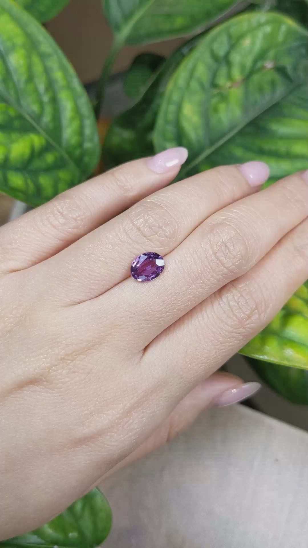 1.72 Ct. Pinkish Purple Sapphire from Ceylon (Sri Lanka) Size Video
