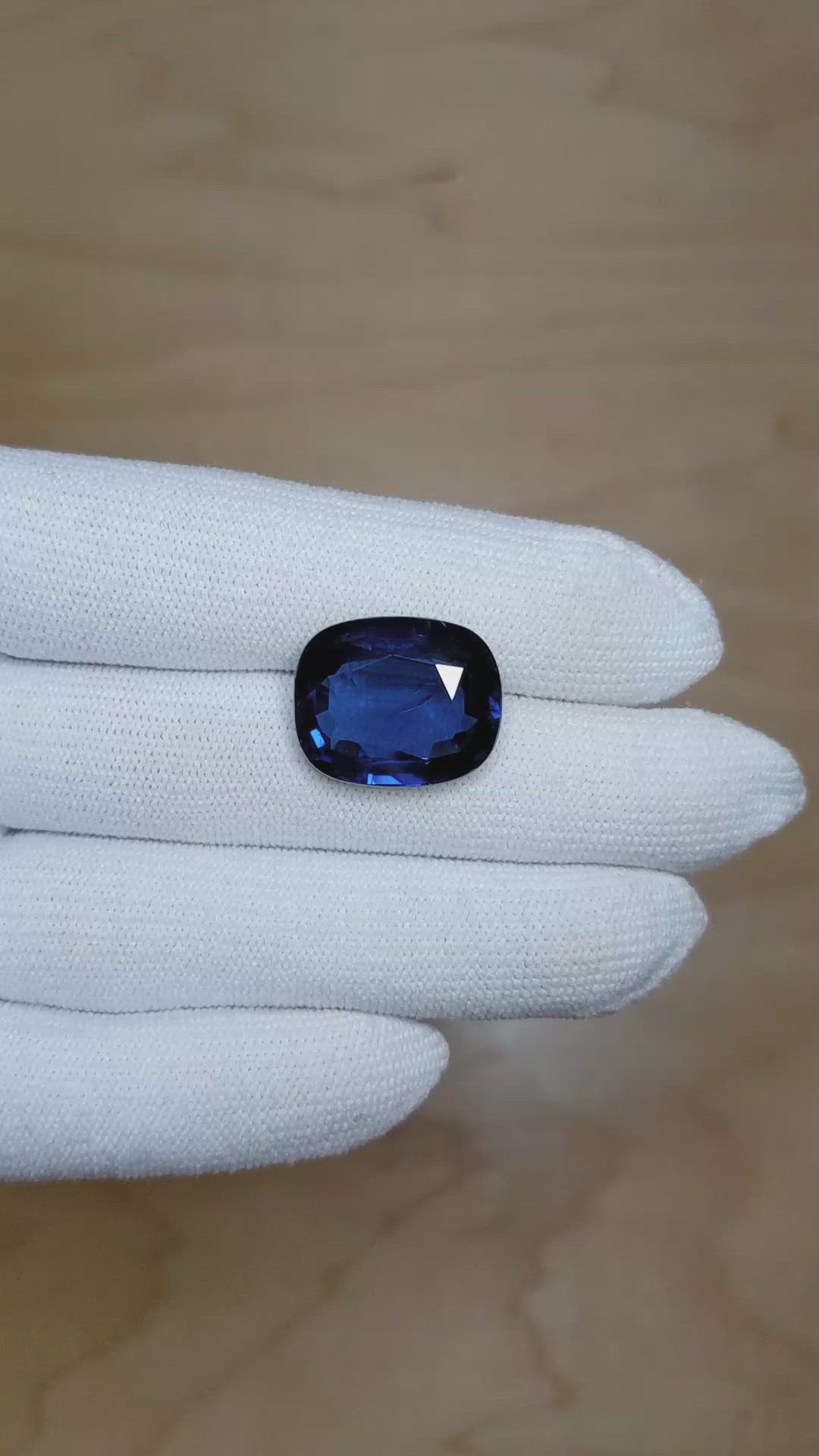 18.62 Ct. Blue Sapphire from Madagascar Size Video