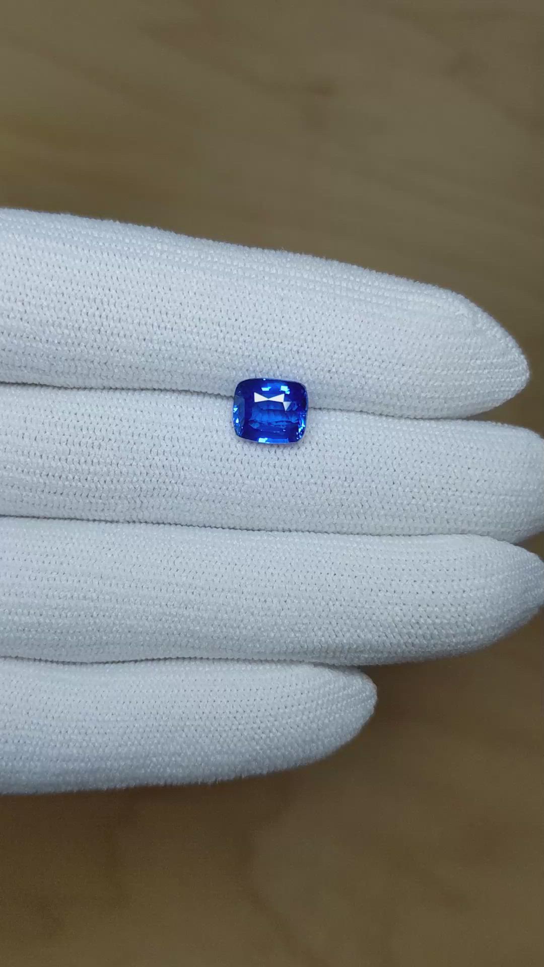 3.00 Ct. Blue Sapphire from Ceylon (Sri Lanka) Size Video