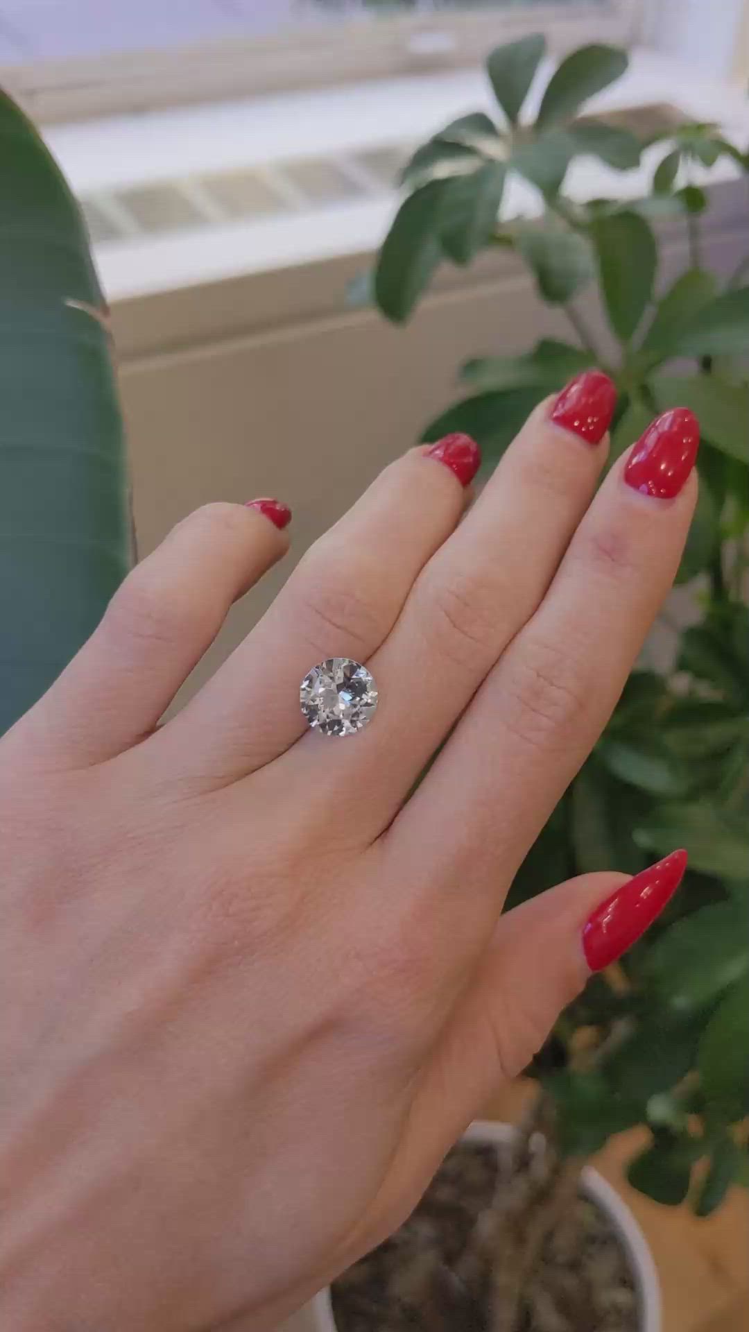 3.75 Ct. White Sapphire from Ceylon (Sri Lanka) Size Video