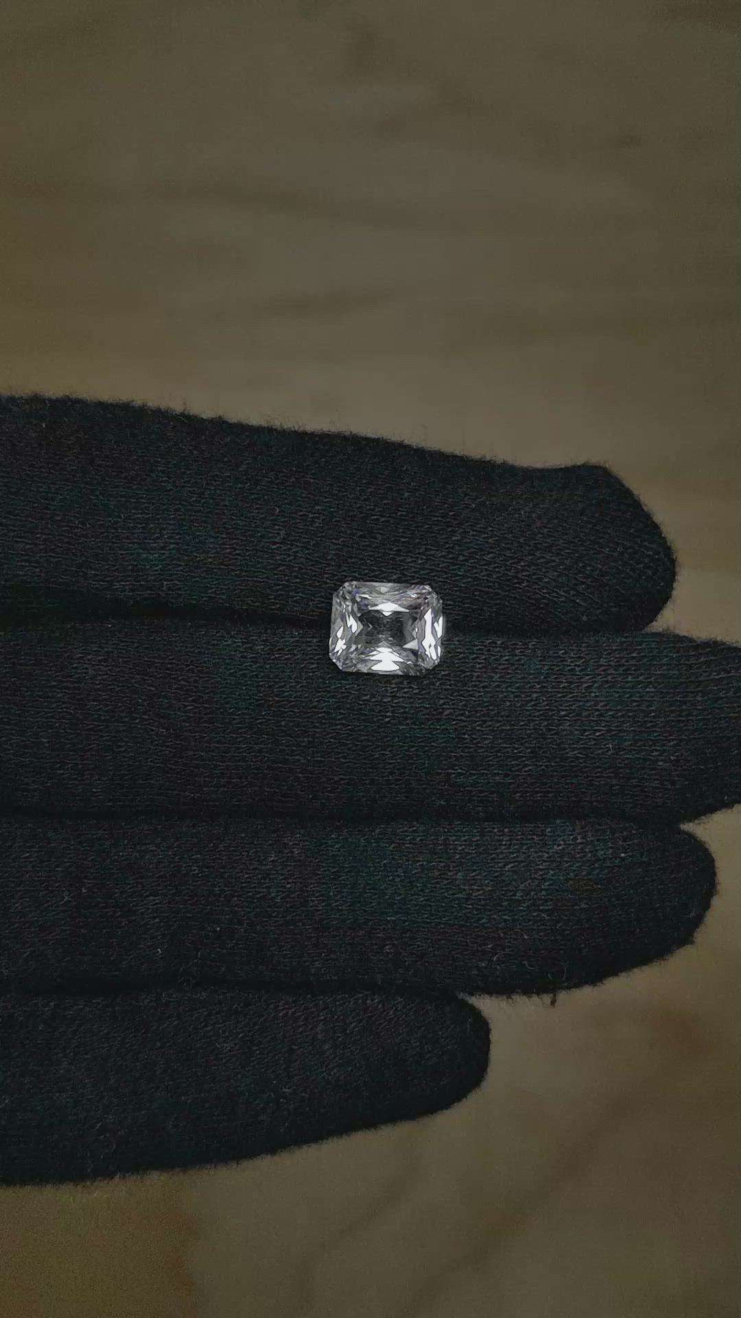 3.19 Ct. White Sapphire from Ceylon (Sri Lanka) Size Video