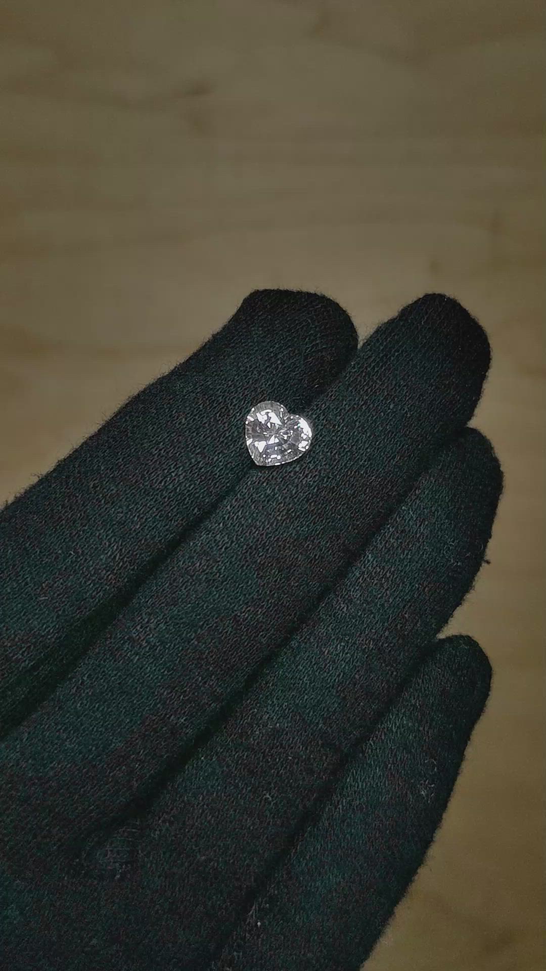 2.14 Ct. White Sapphire from Ceylon (Sri Lanka) Size Video
