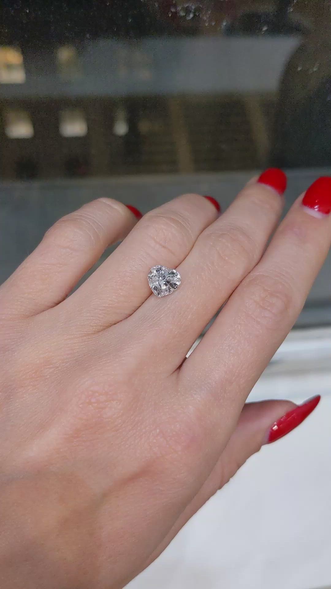 2.14 Ct. White Sapphire from Ceylon (Sri Lanka) Size Video