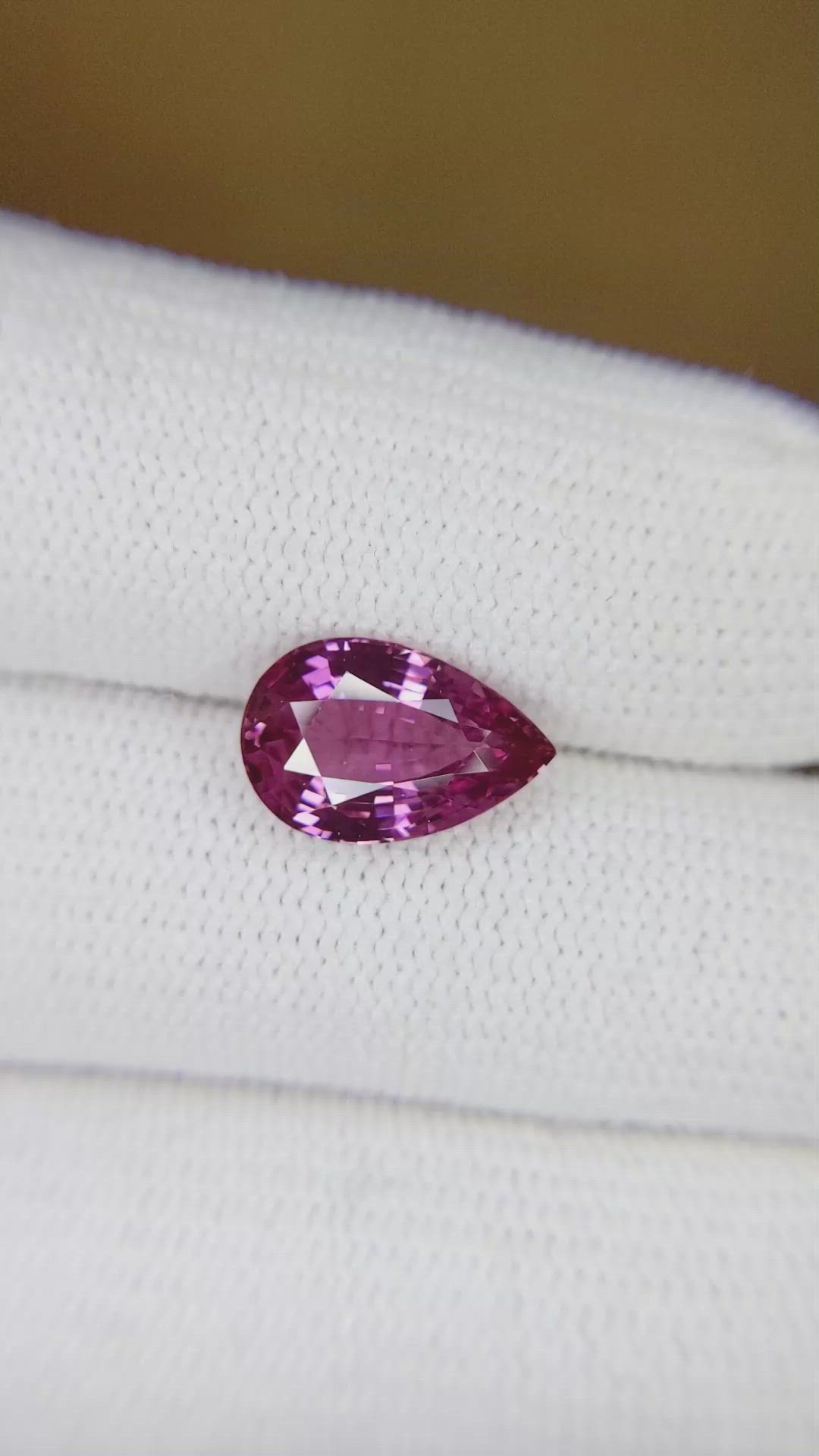 3.04 Ct. Pink Sapphire from Ceylon (Sri Lanka) Size Video