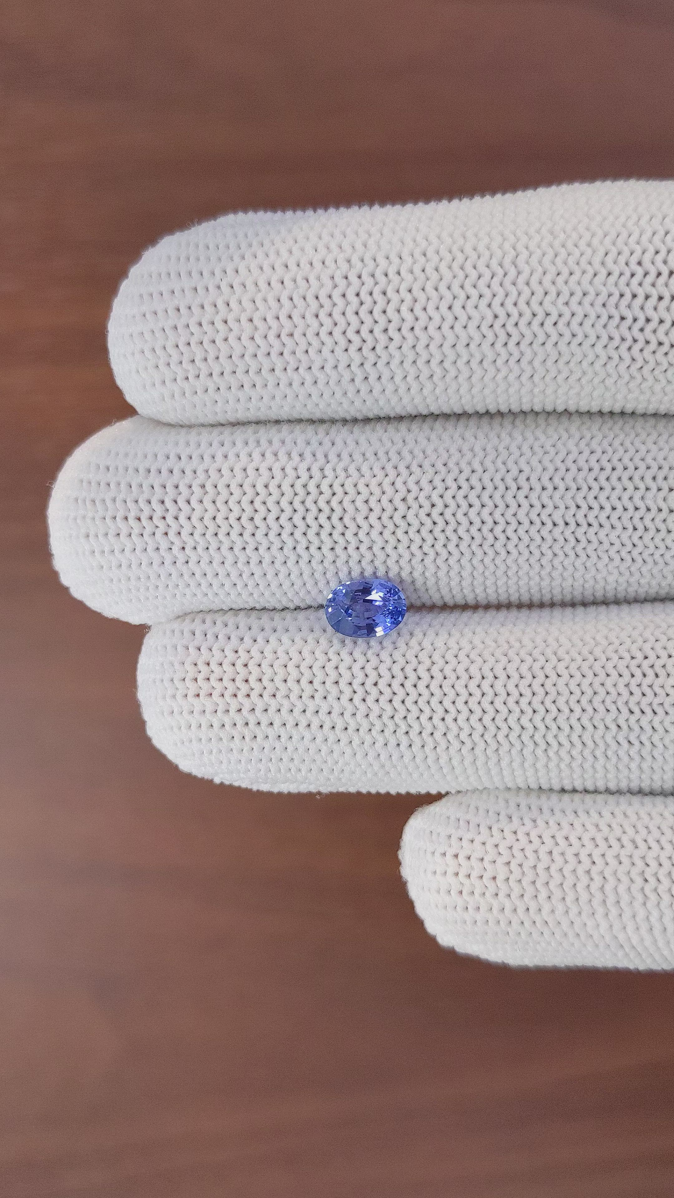 1.02 Ct. Blue Sapphire from Ceylon (Sri Lanka) Size Video