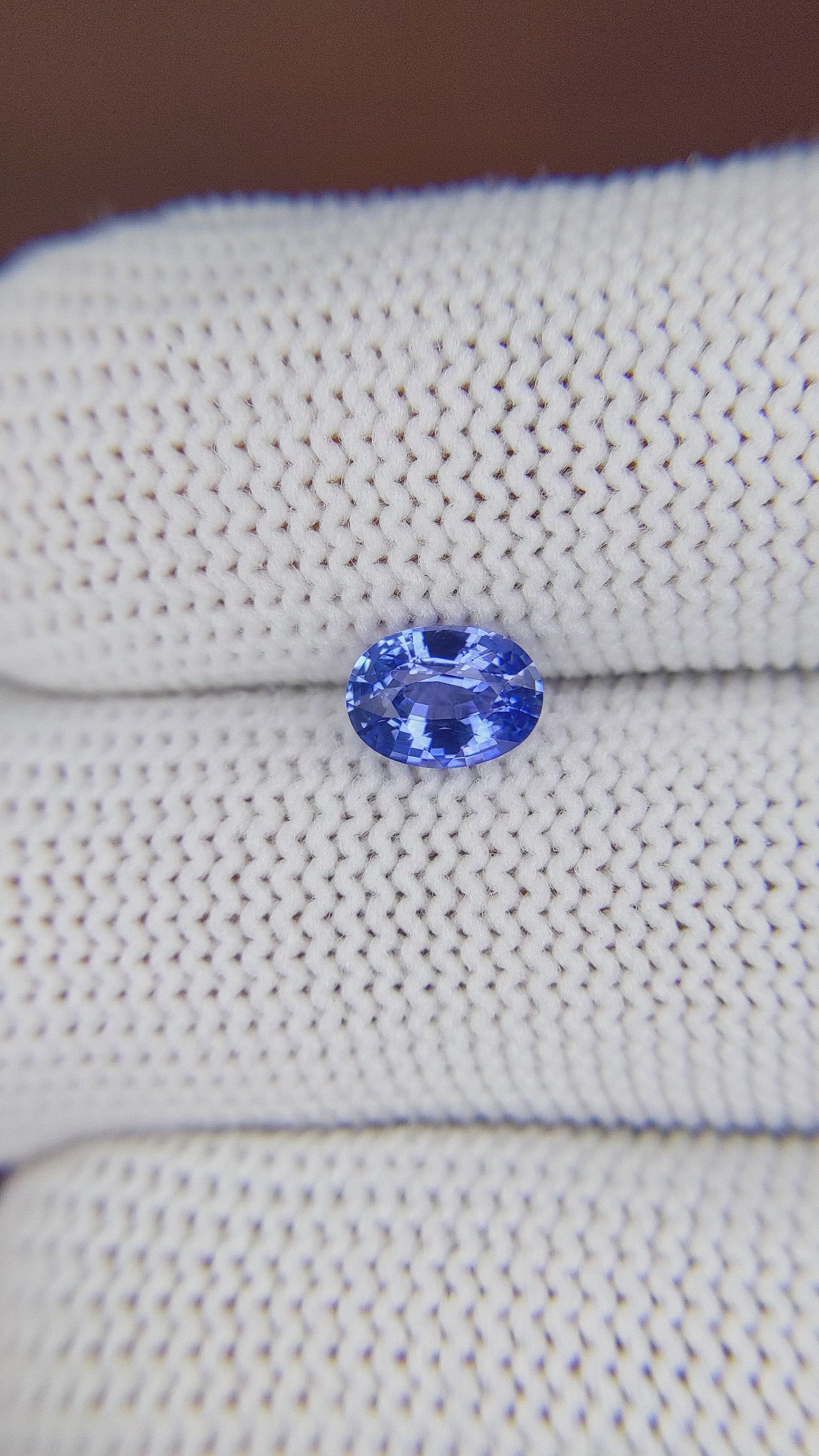 1.02 Ct. Blue Sapphire from Ceylon (Sri Lanka) Size Video