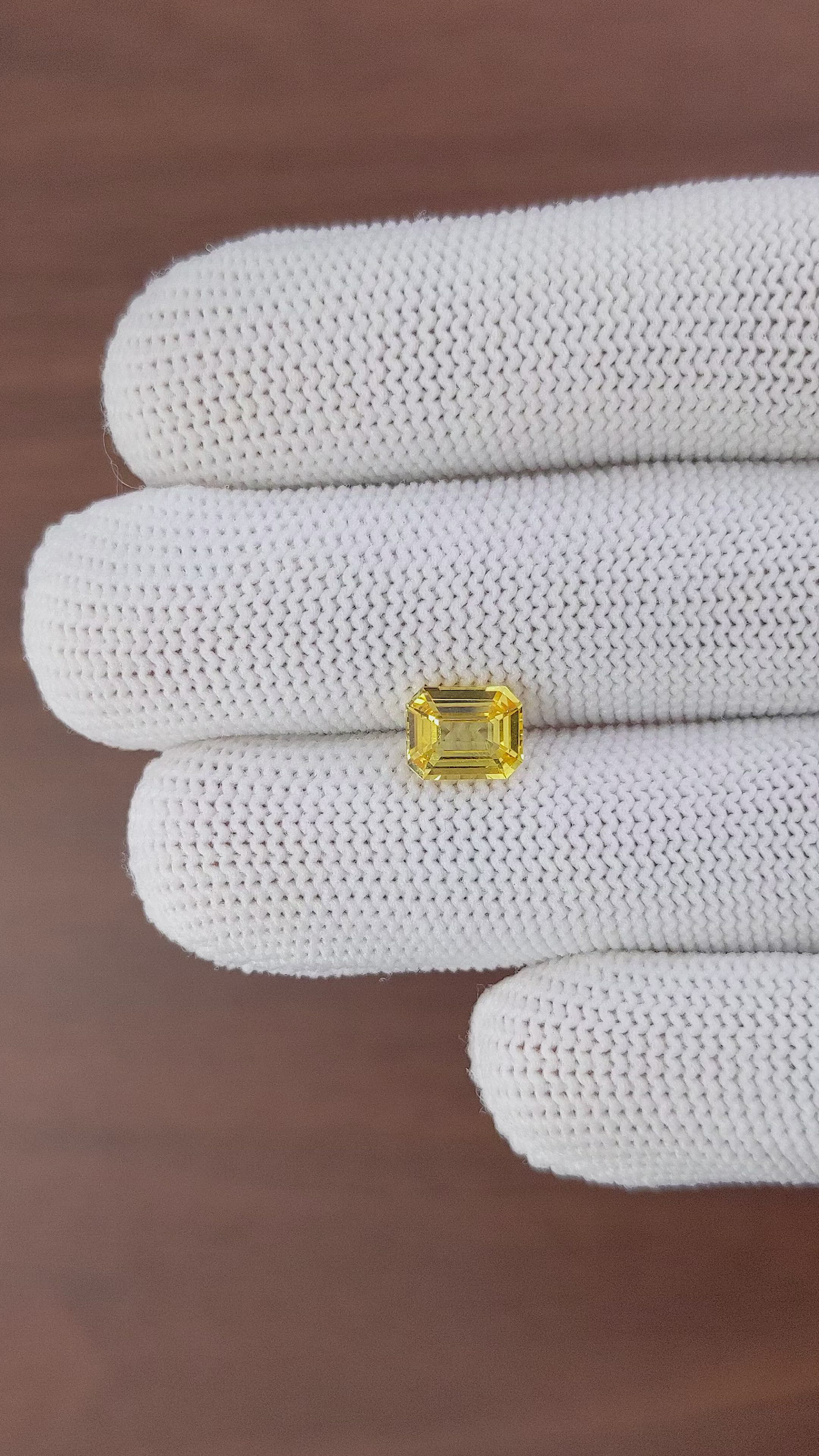 1.88 Ct. Yellow Sapphire from Ceylon (Sri Lanka) Size Video