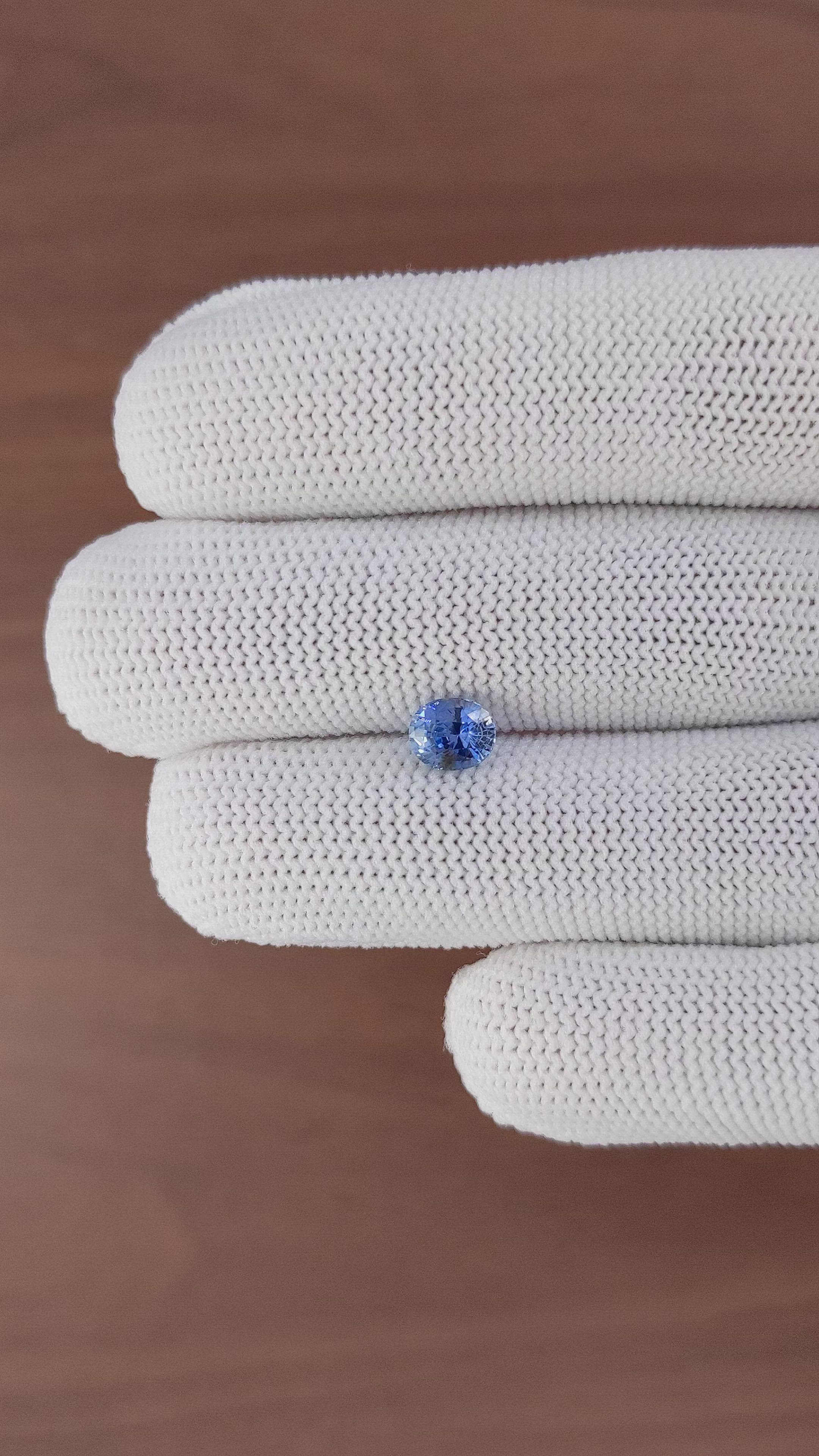 1.15 Ct. Blue Sapphire from Ceylon (Sri Lanka) Size Video