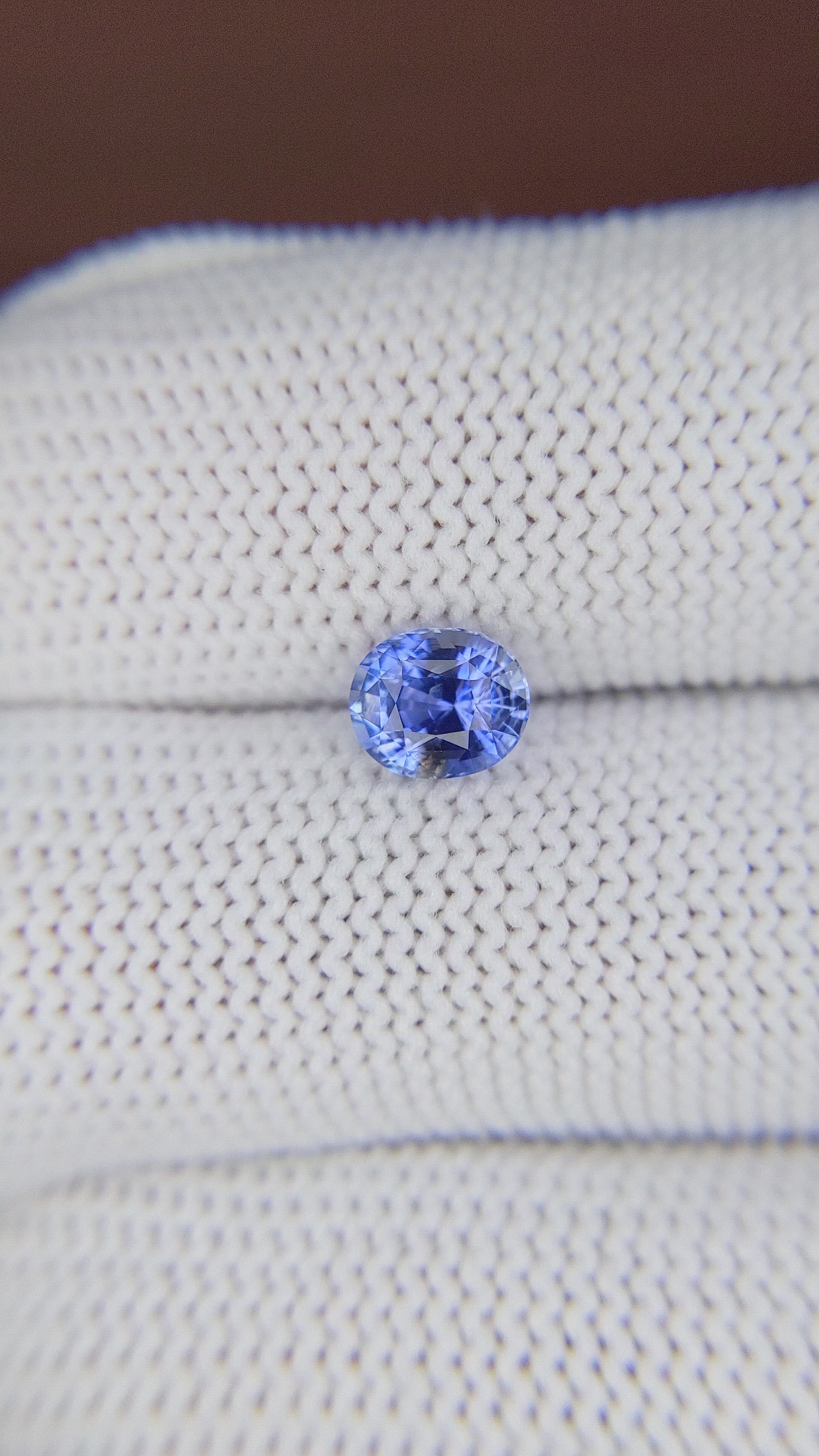 1.15 Ct. Blue Sapphire from Ceylon (Sri Lanka) Size Video