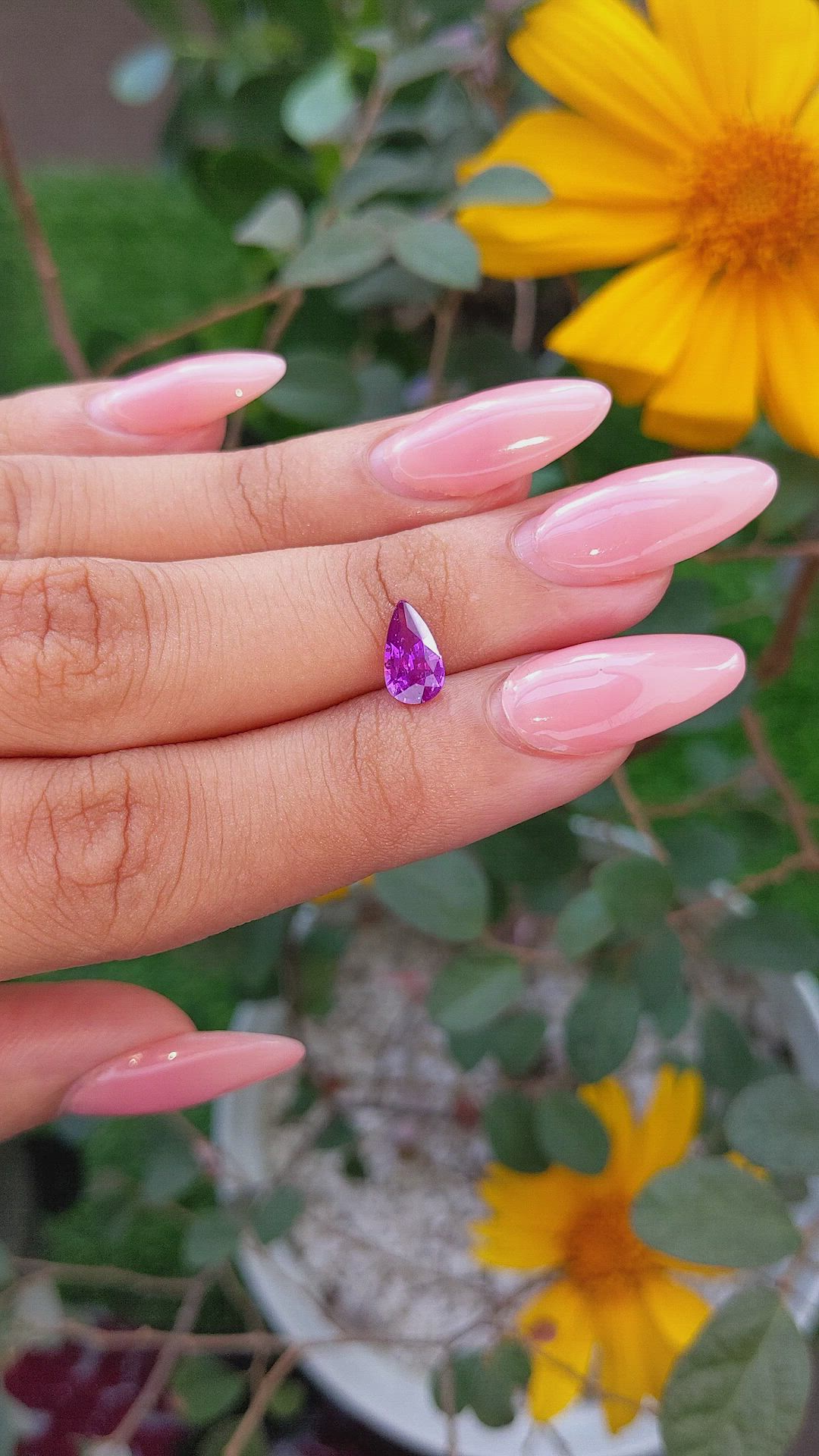 1.12 Ct. Pinkish Purple Sapphire from Ceylon (Sri Lanka) Size Video