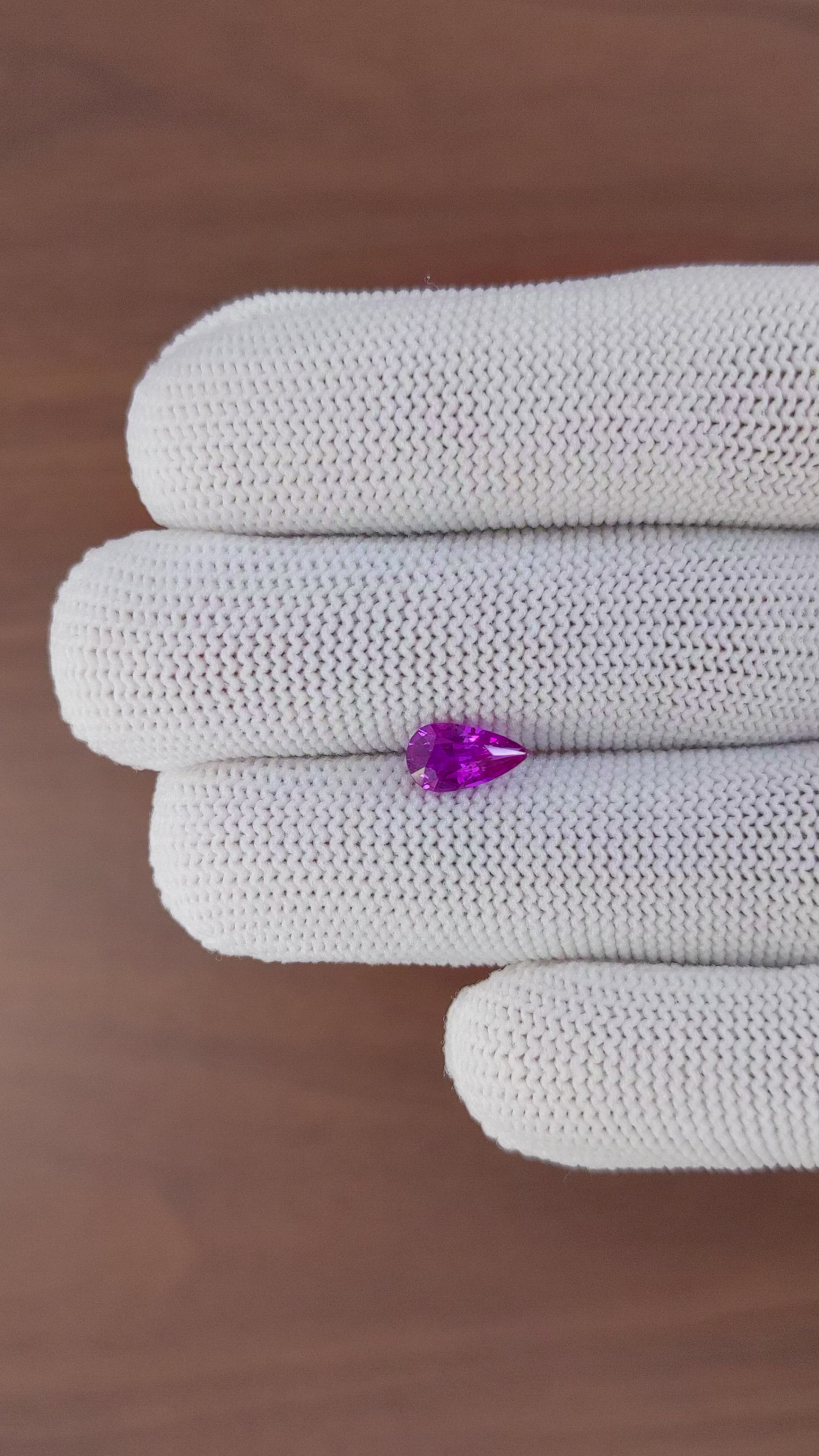 1.12 Ct. Pinkish Purple Sapphire from Ceylon (Sri Lanka) Size Video