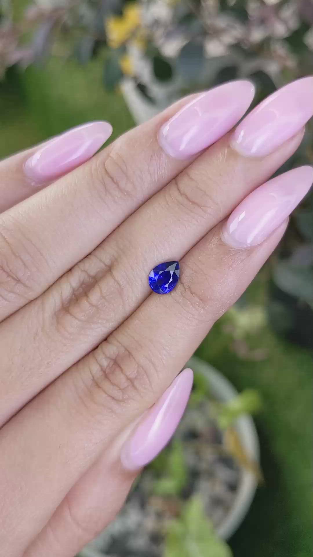 0.89 Ct. Blue Sapphire from Ceylon (Sri Lanka) Size Video