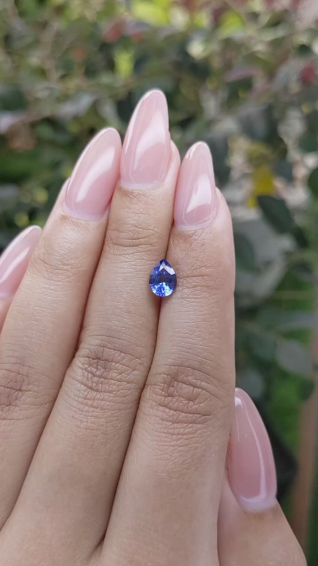 0.90 Ct. Blue Sapphire from Ceylon (Sri Lanka) Size Video