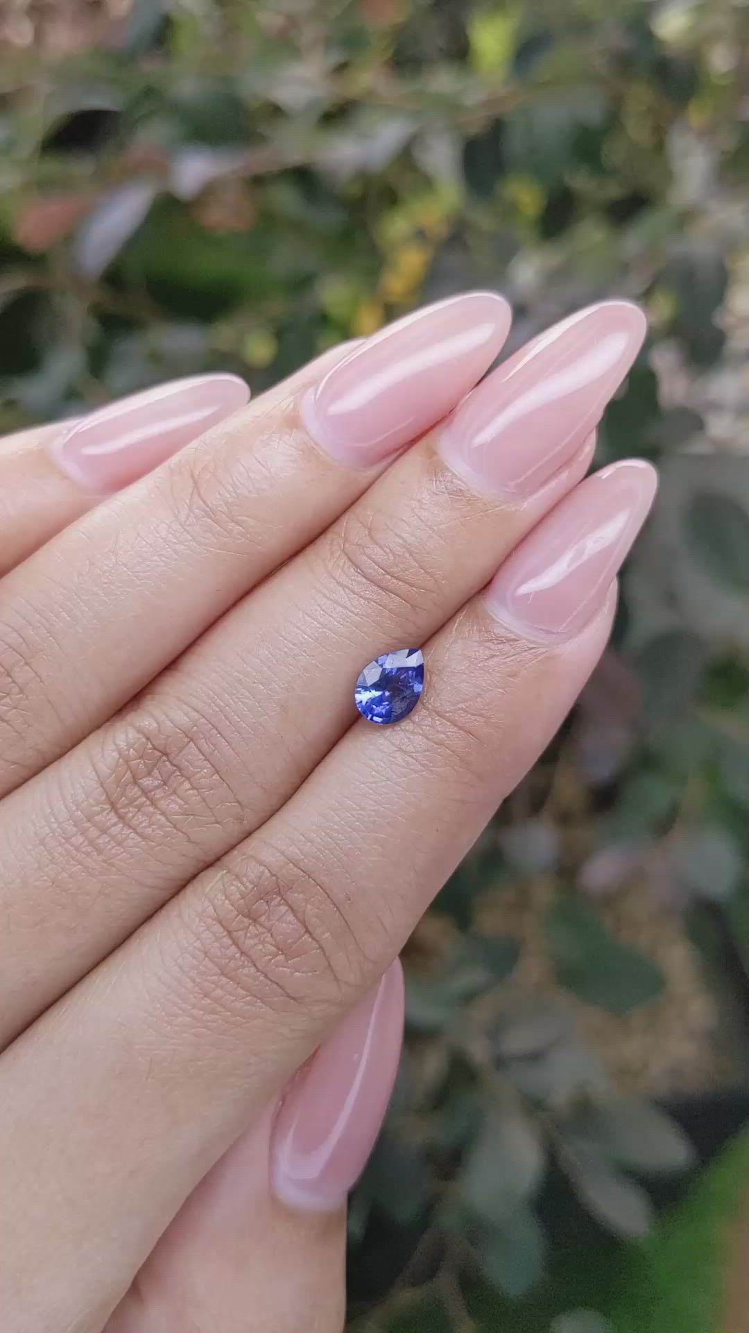 0.90 Ct. Blue Sapphire from Ceylon (Sri Lanka) Size Video