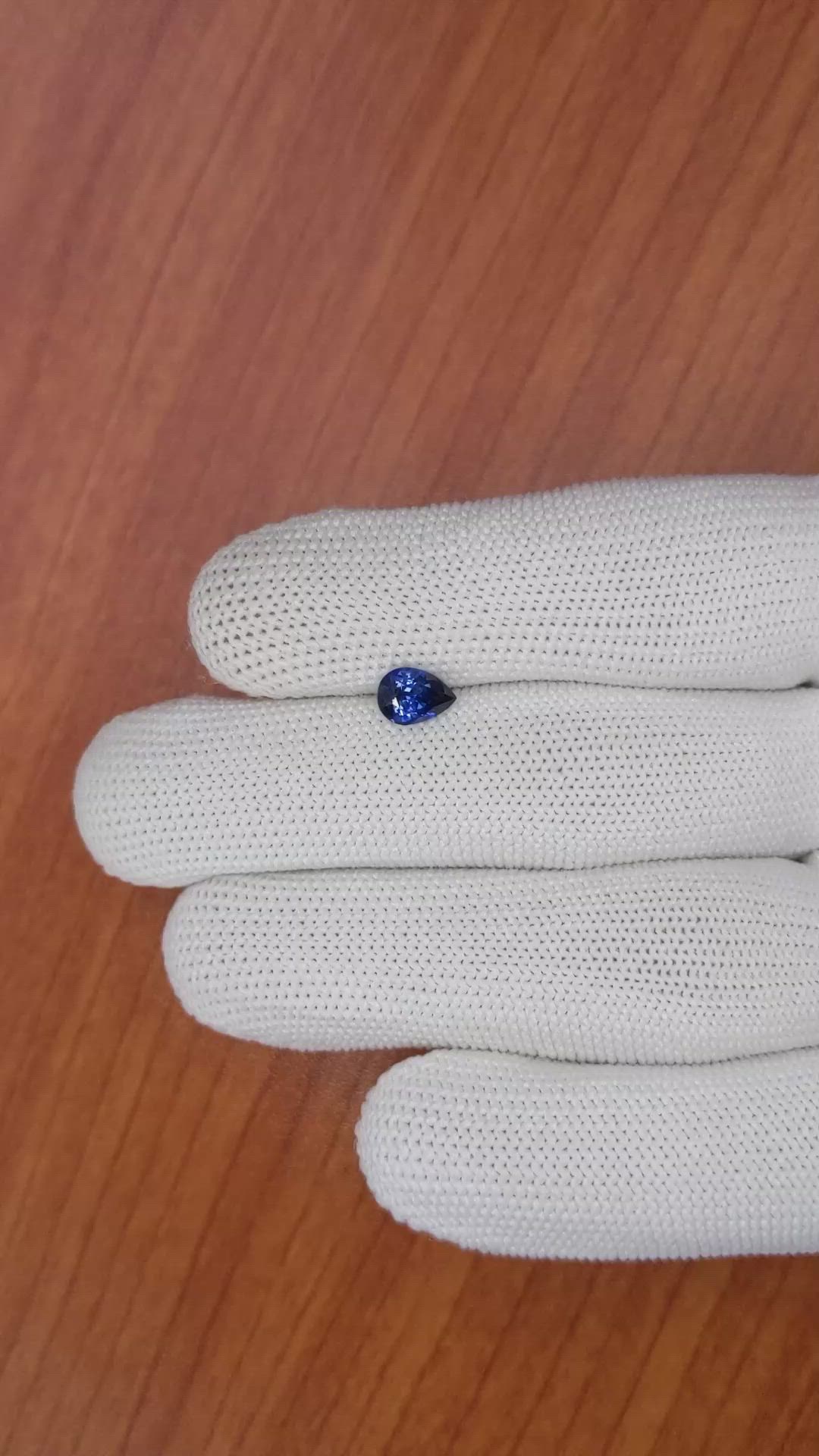 0.94 Ct. Blue Sapphire from Ceylon (Sri Lanka) Size Video