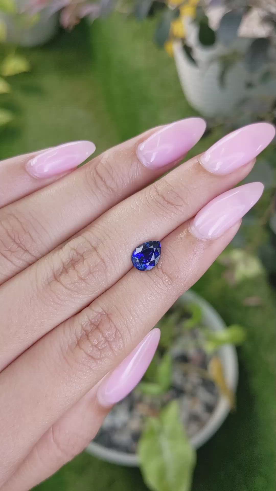 1.56 Ct. Blue Sapphire from Ceylon (Sri Lanka) Size Video