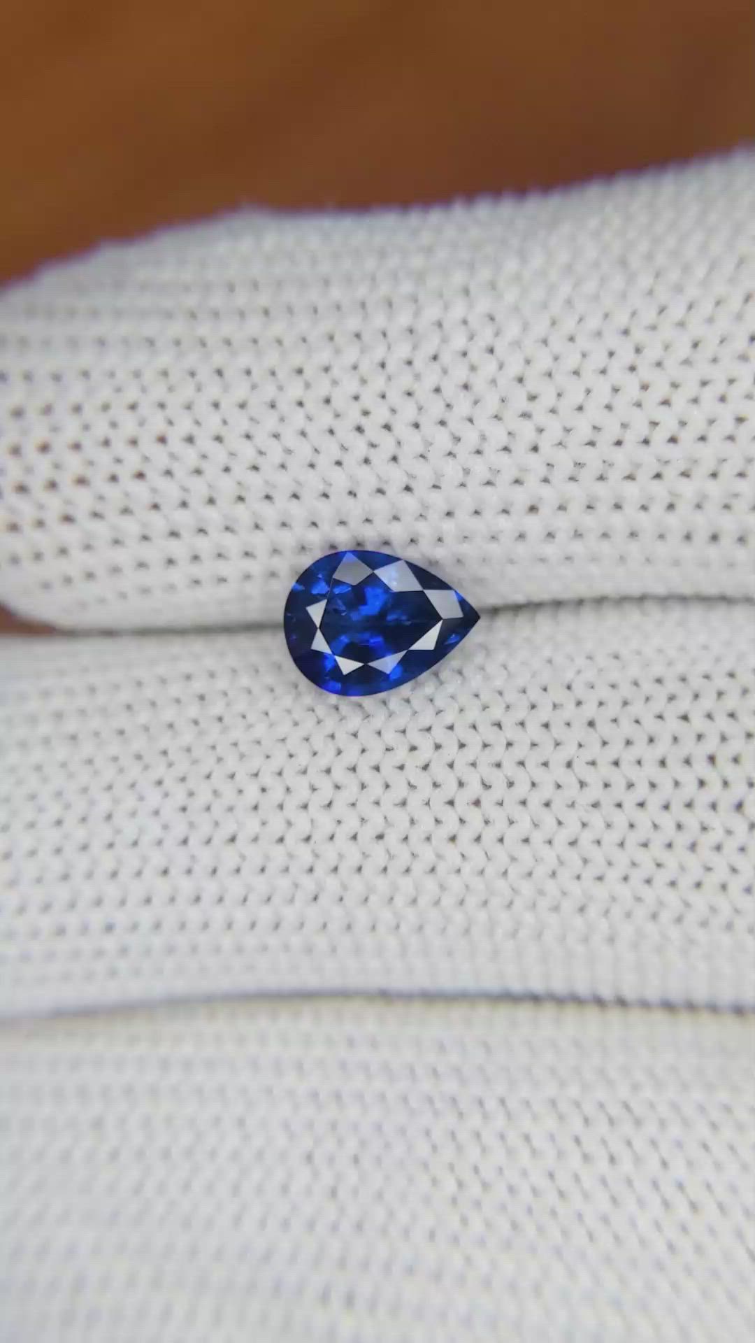 1.33 Ct. Blue Sapphire from Ceylon (Sri Lanka) Size Video