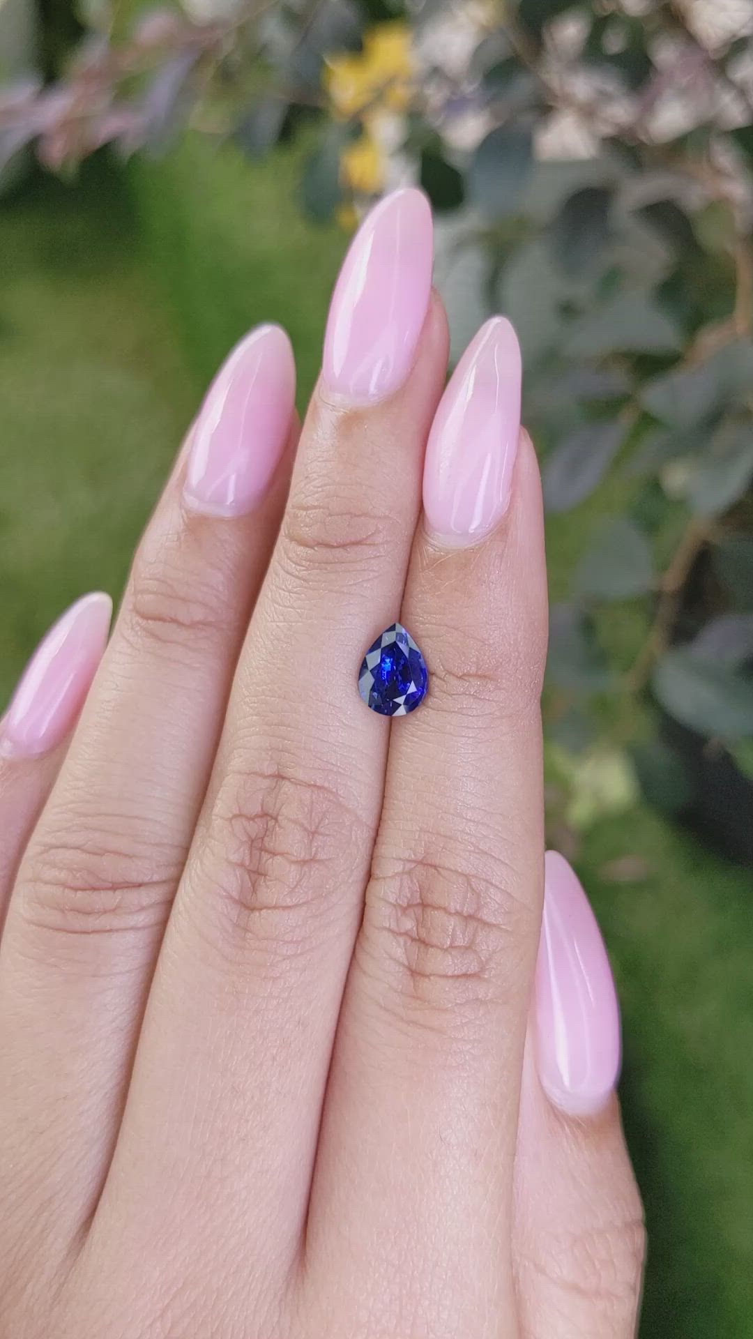 1.33 Ct. Blue Sapphire from Ceylon (Sri Lanka) Size Video