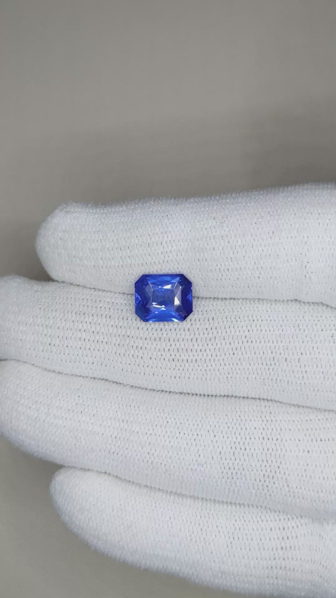 3.07 Ct. Blue Sapphire from Ceylon (Sri Lanka) Size Video