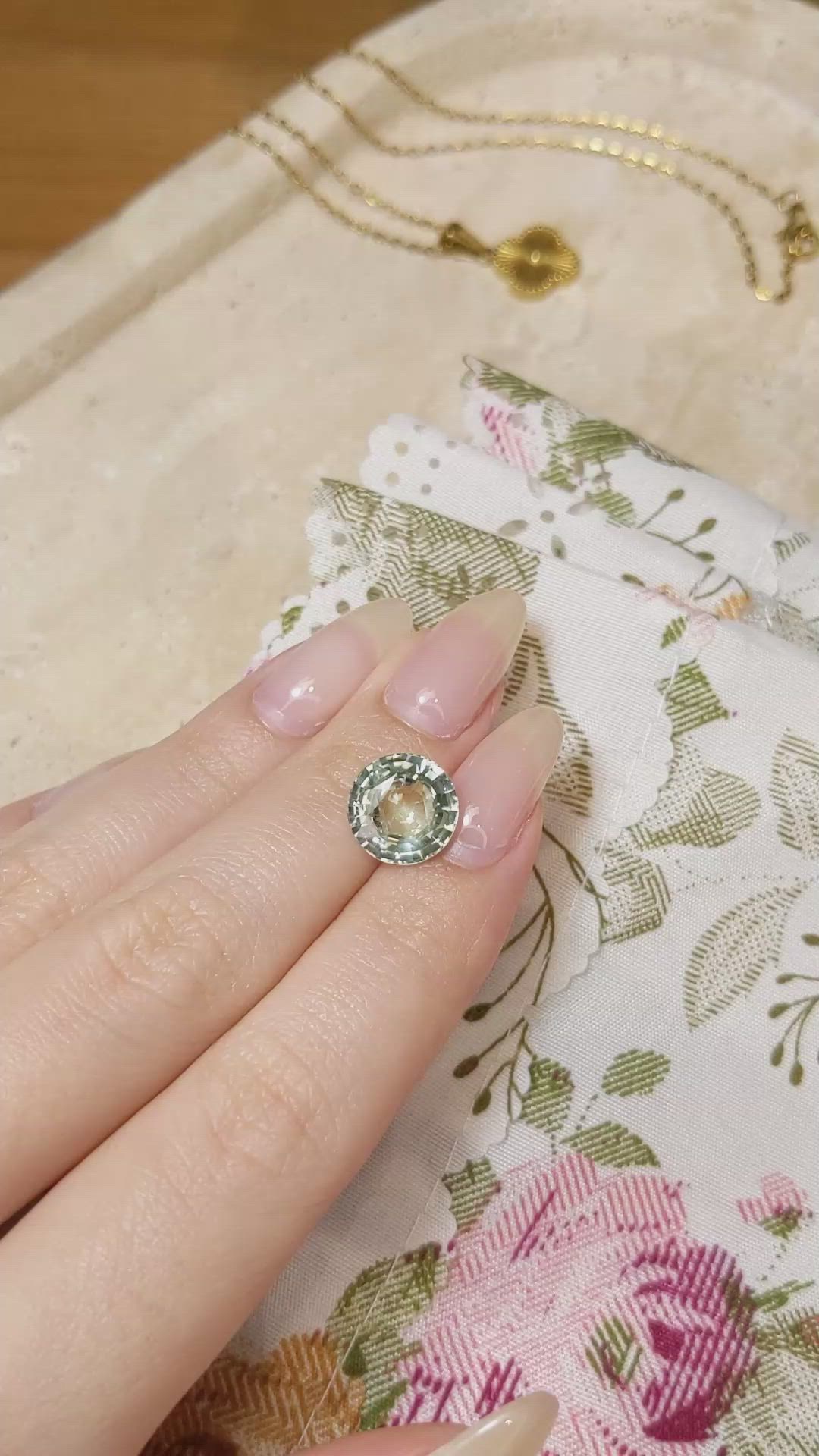 6.54 Ct. Green Sapphire from Ceylon (Sri Lanka) Size Video